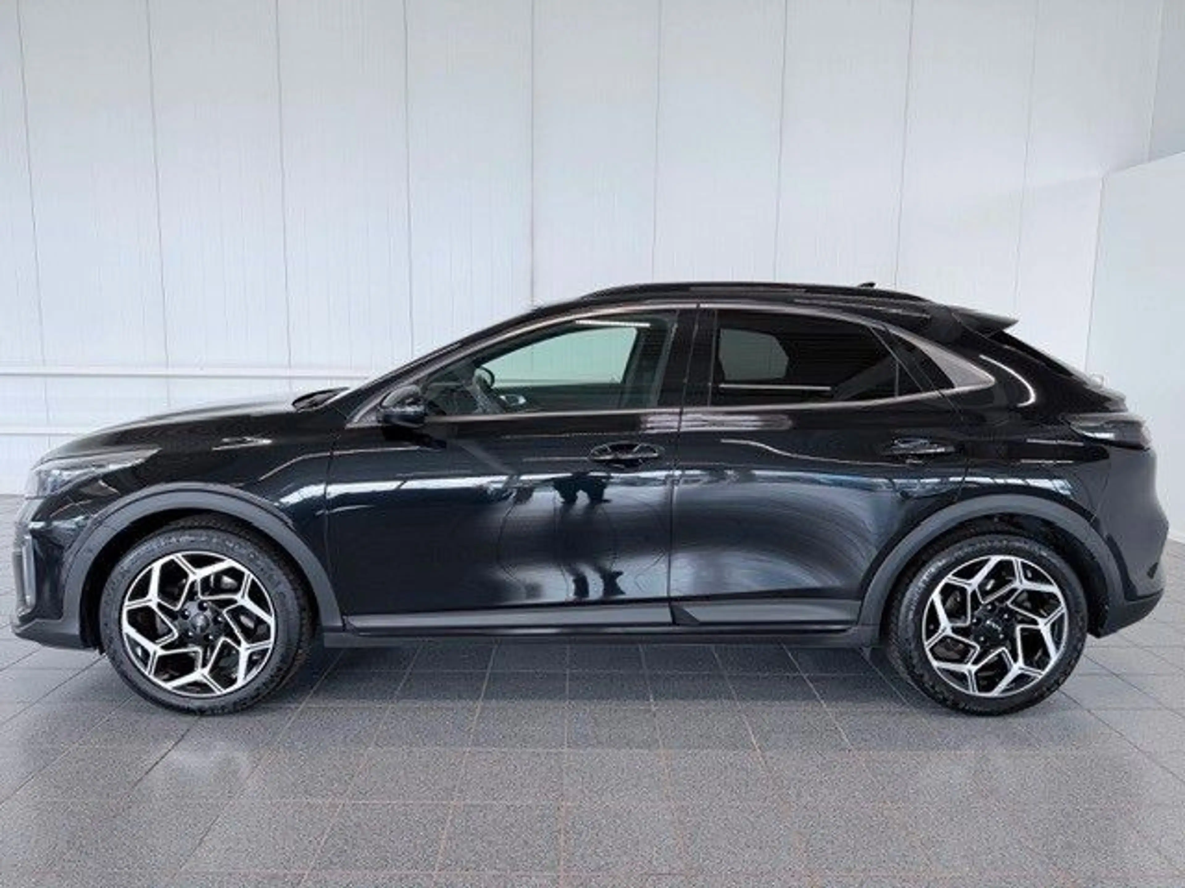 Kia XCeed 1.5T GT Line LEDER - AHK — photo 3