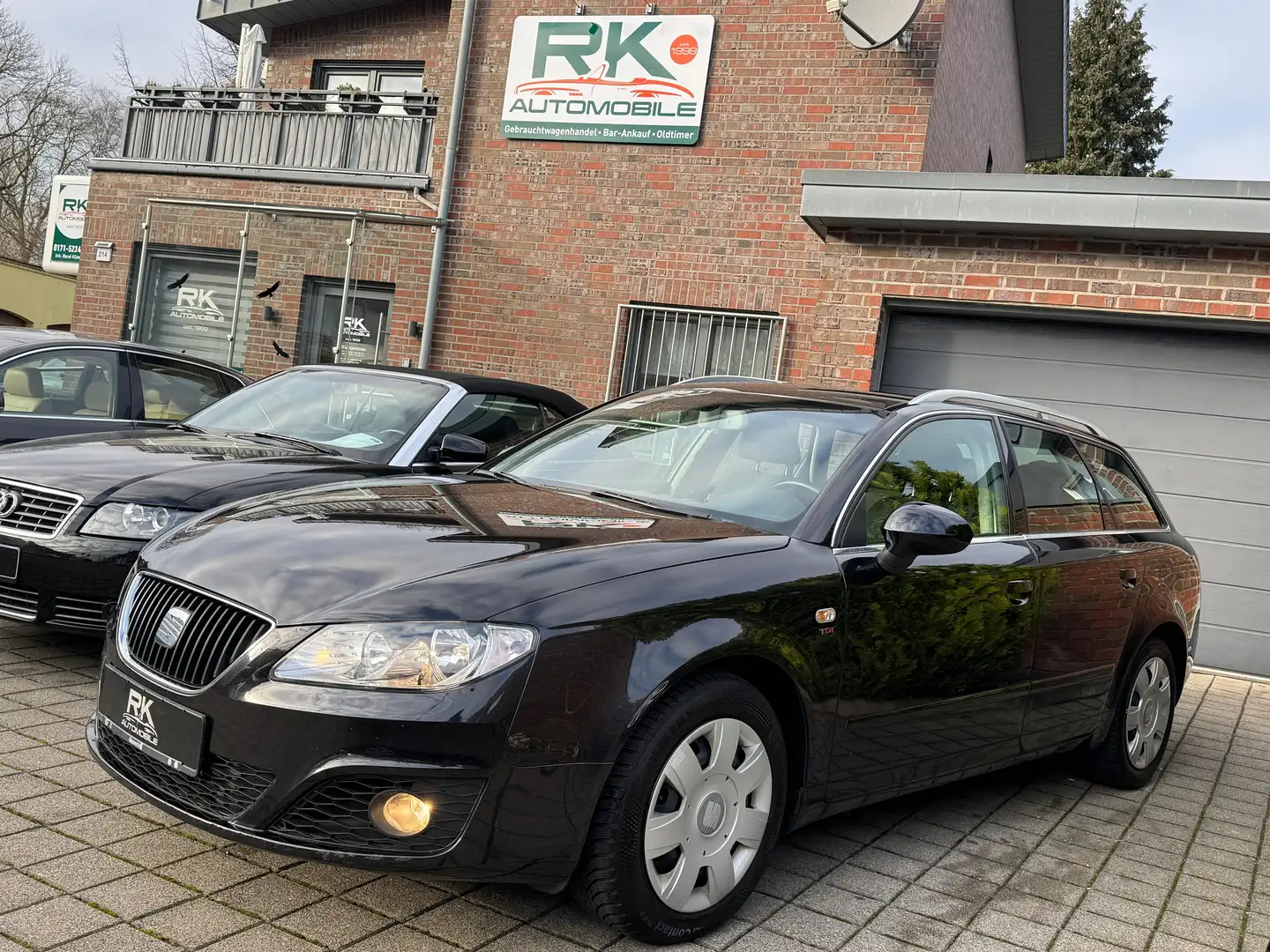 SEAT Exeo Style Schwarz - 1