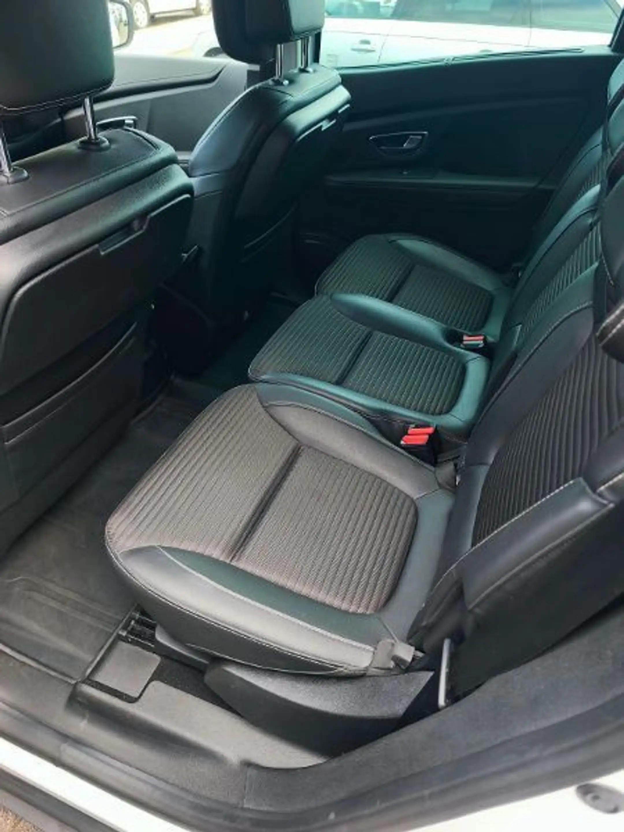 Renault Scenic IV Grand BOSE Edition/PDC/Massage/Navi — photo 11