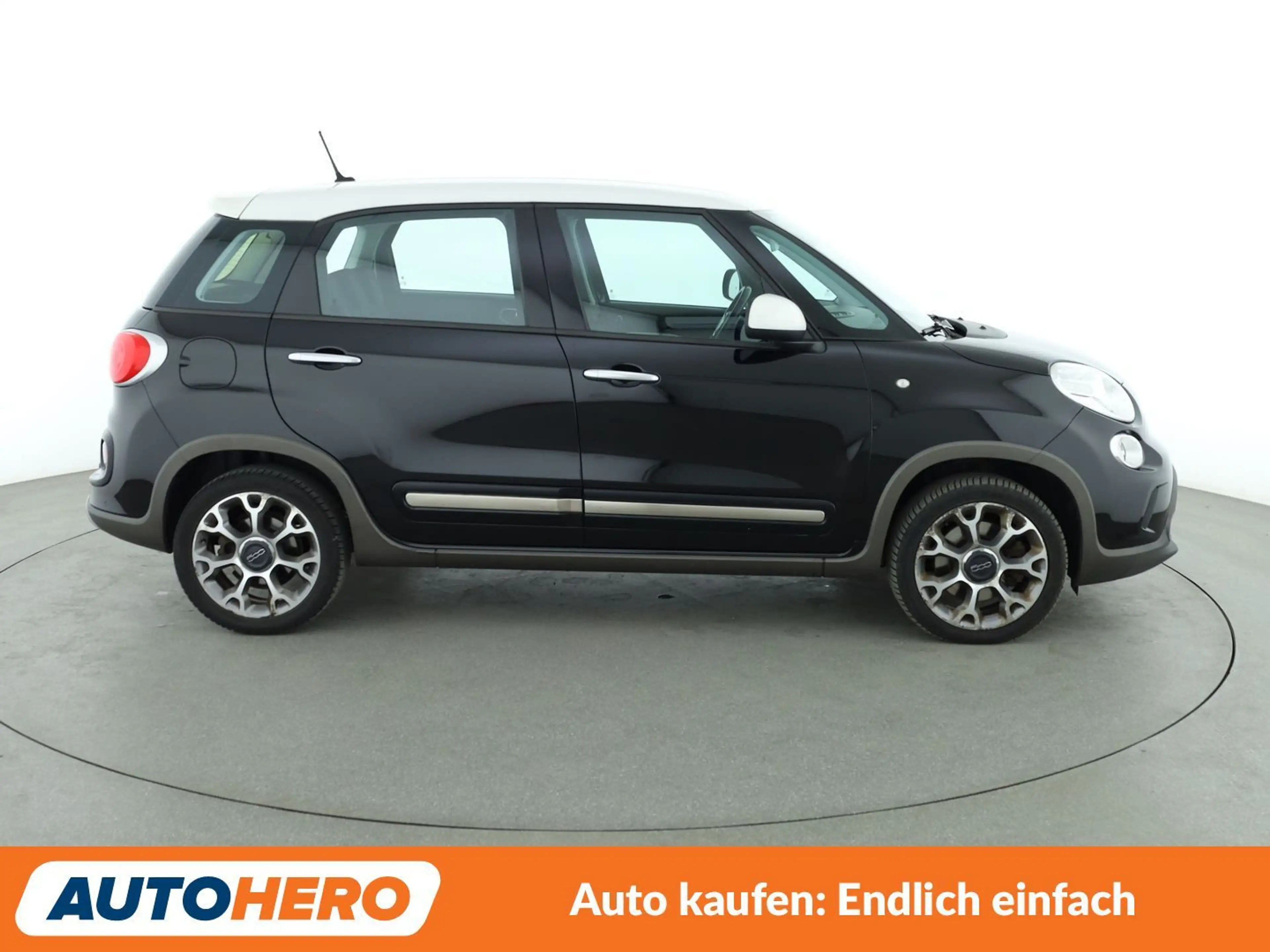 Fiat 500L 1.4 Turbo Trekking*NAVI*PDC*AHK*KLIMA* — photo 7