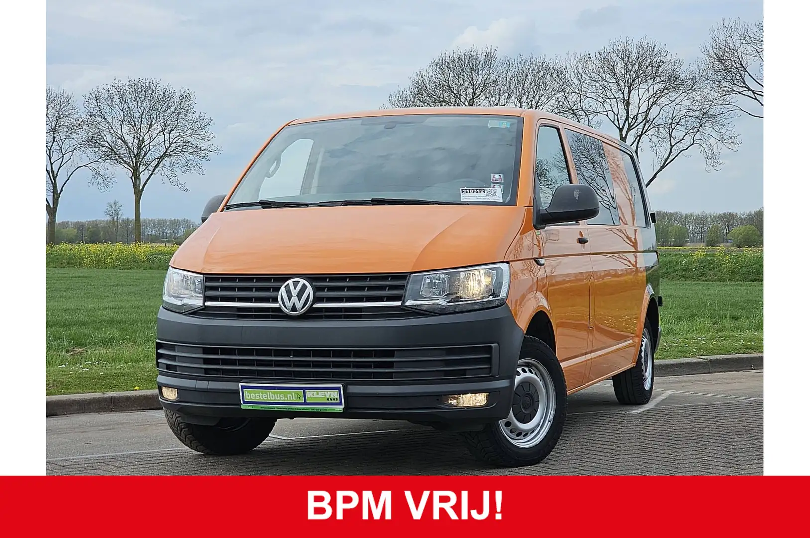 Volkswagen T6 Transporter 2.0 TDI L2H1 DC airco, navi, trekhaak, 150Pk, Euro Oranje - 2