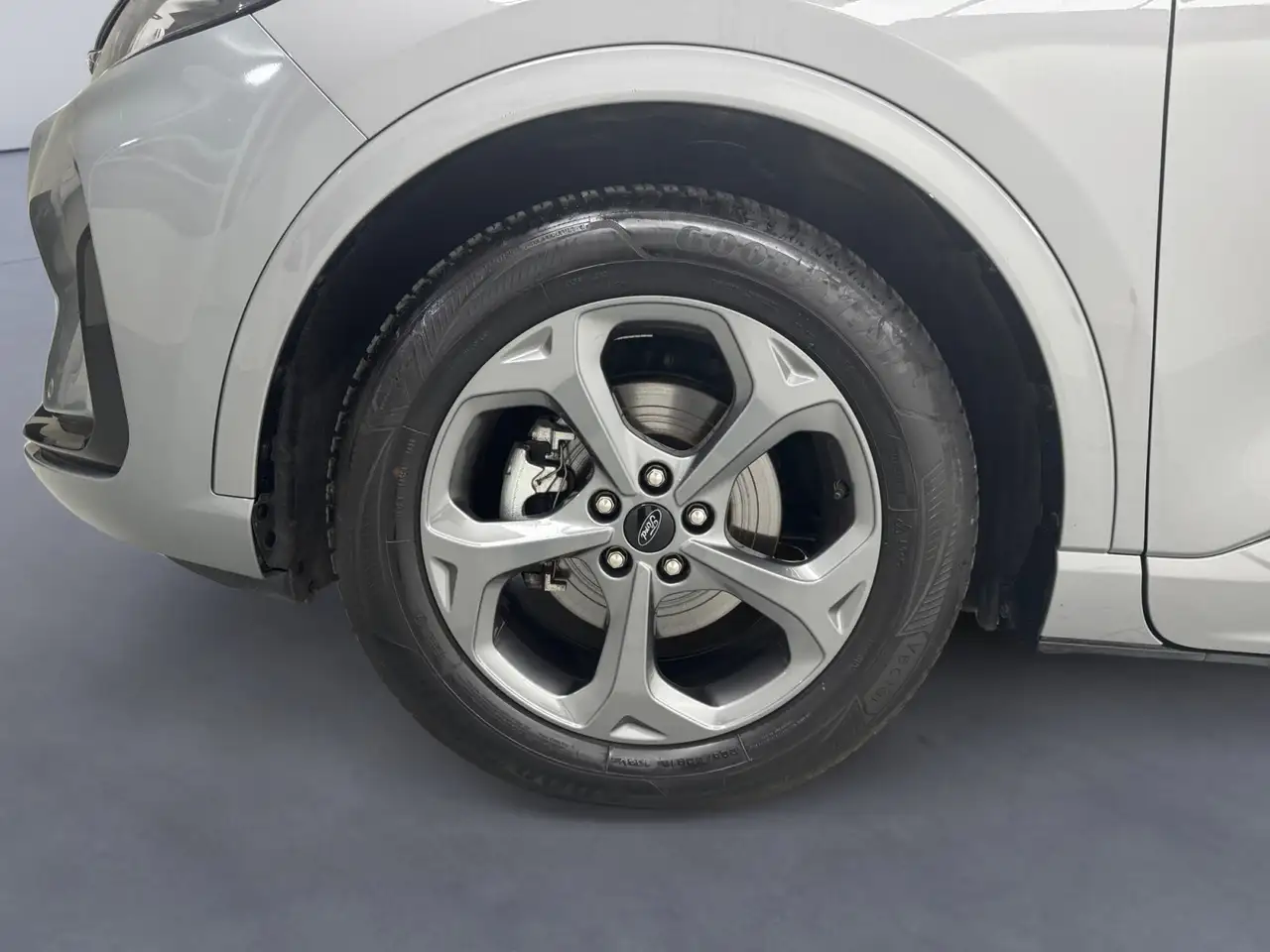 Ford Kuga 2.5 Full Hybrid 180 CV CVT 2WD ST-Line, миниатюра 9