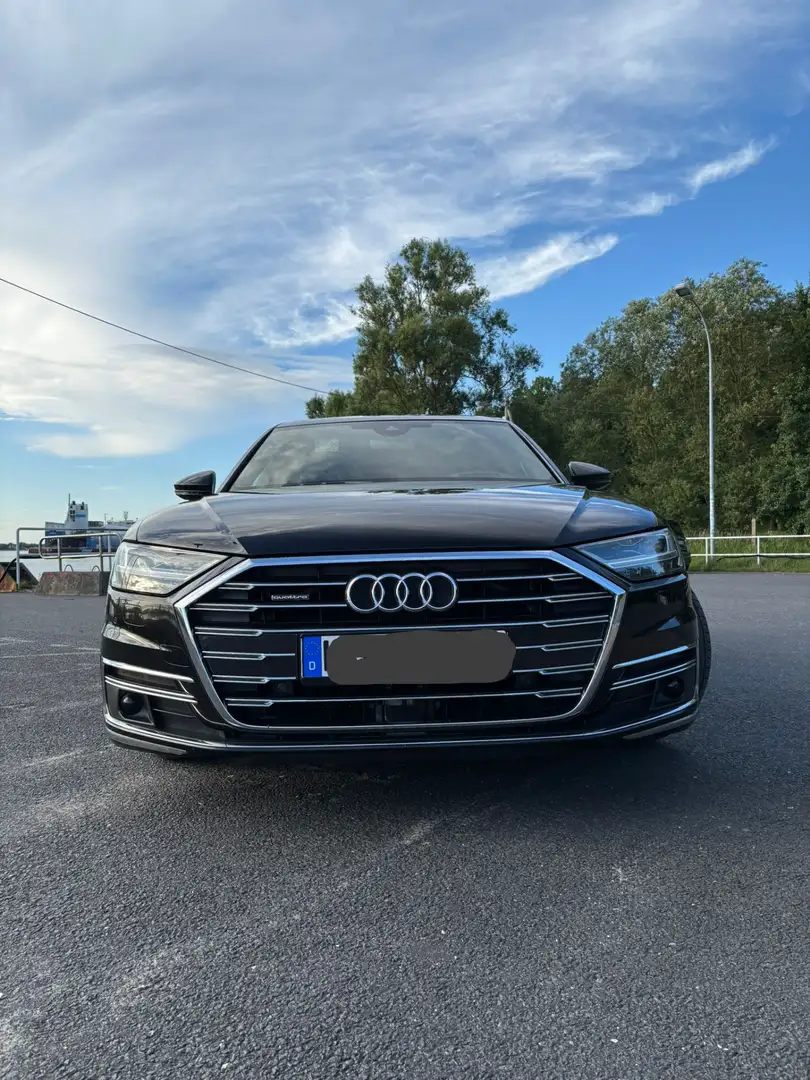Audi A8 50 TDI L quattro Schwarz - 2