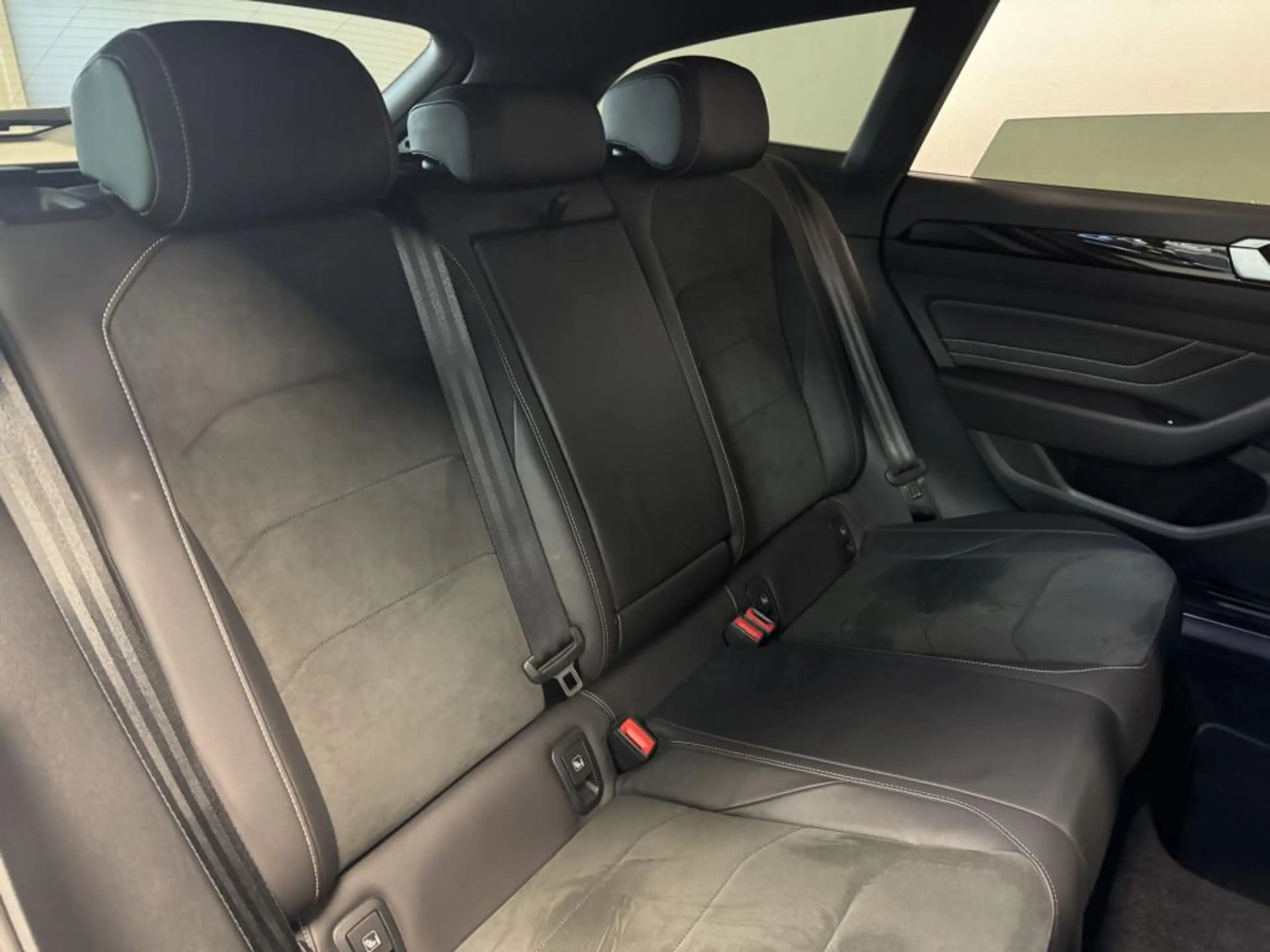 Volkswagen Arteon Shooting Brake 1.4 TSI eHybrid R-Line | Camera | S — photo 23
