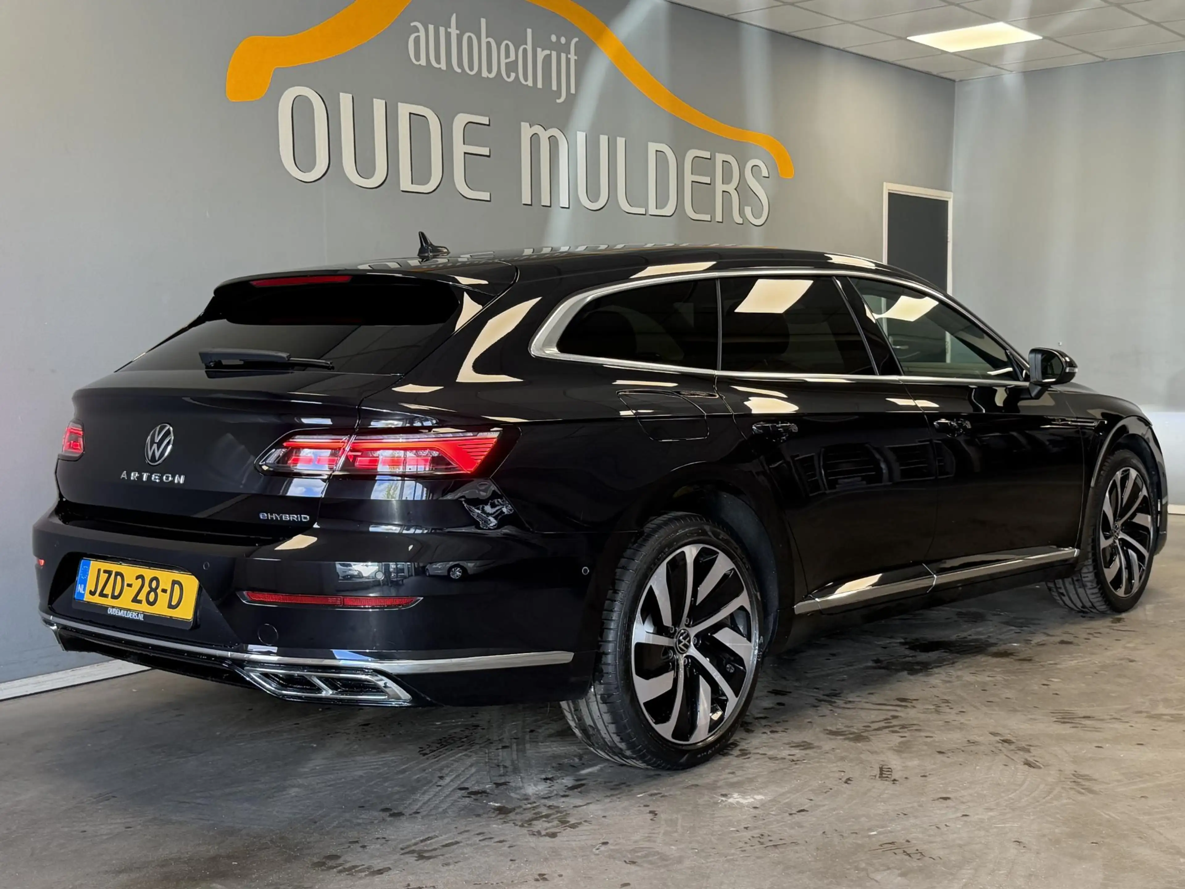 Volkswagen Arteon Shooting Brake 1.4 TSI eHybrid R-Line | Camera | S — photo 4