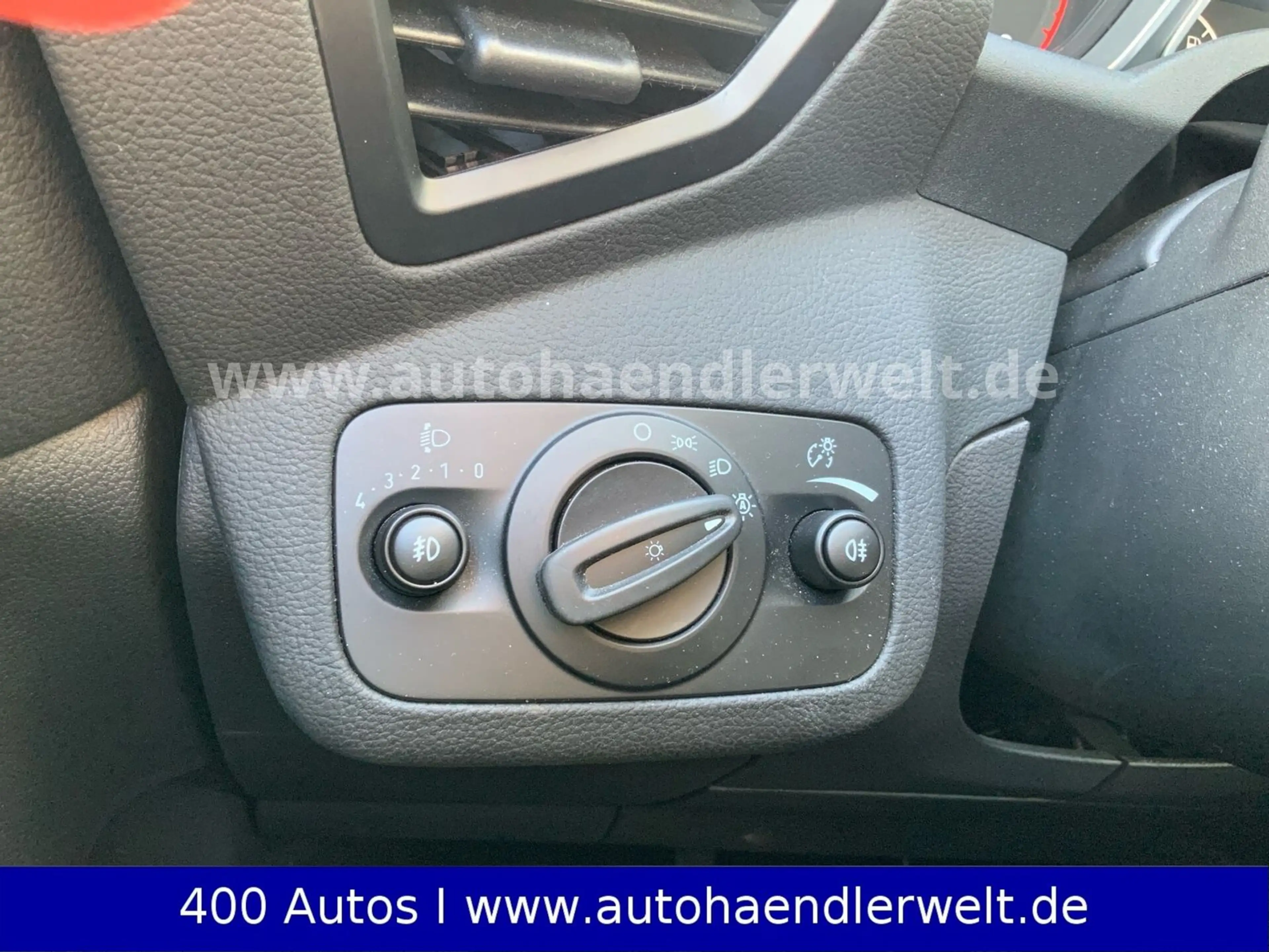 Ford C-Max C-MAX 1.5 EcoBoost Titanium — photo 15