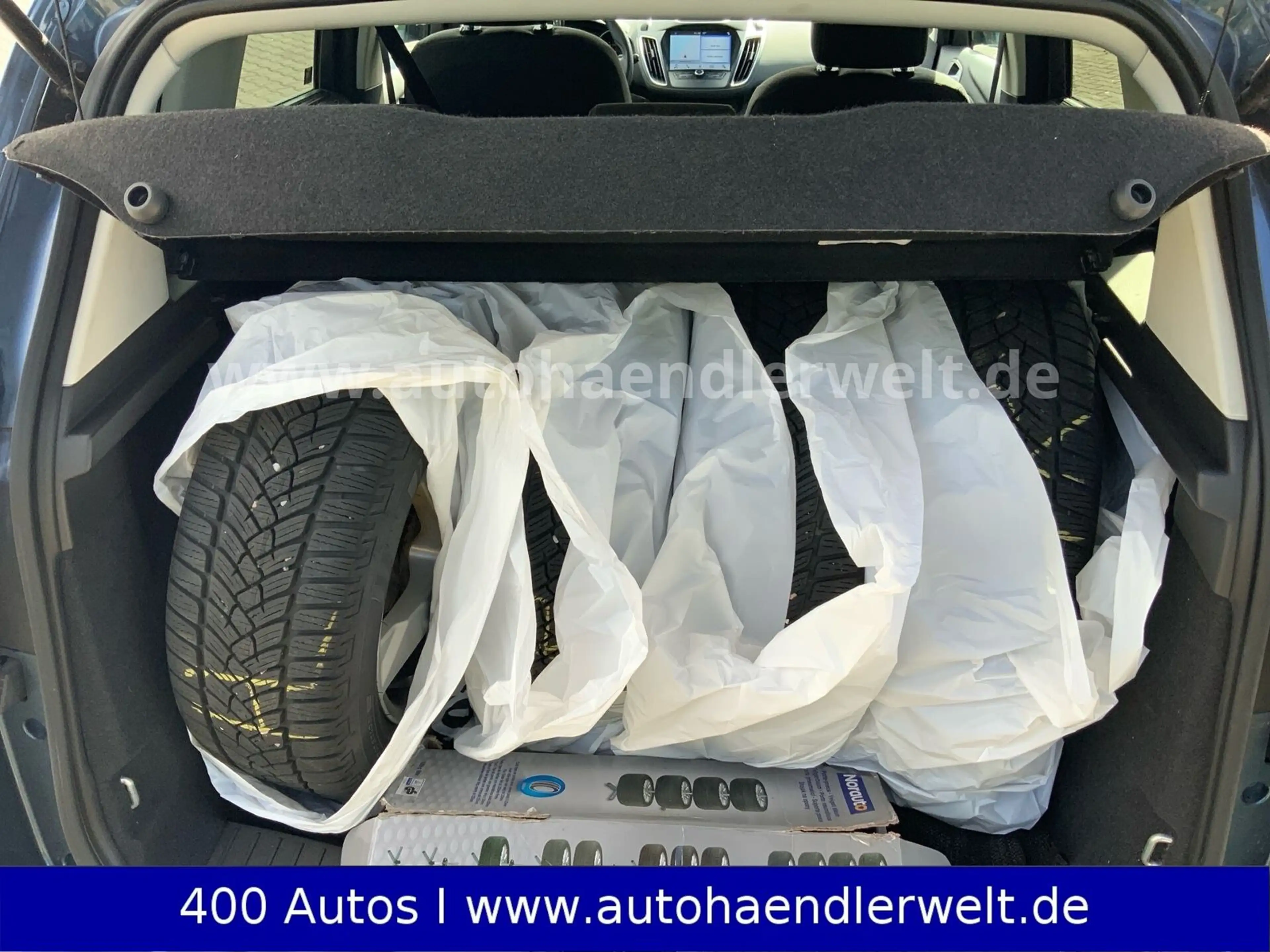 Ford C-Max C-MAX 1.5 EcoBoost Titanium — photo 8