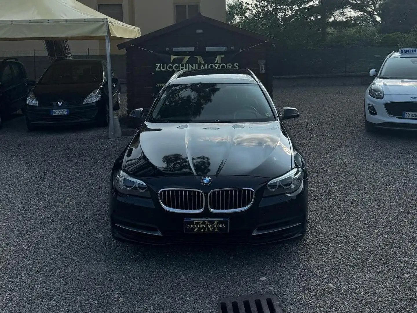 BMW 520 520d Touring Business 190cv auto Nero - 2
