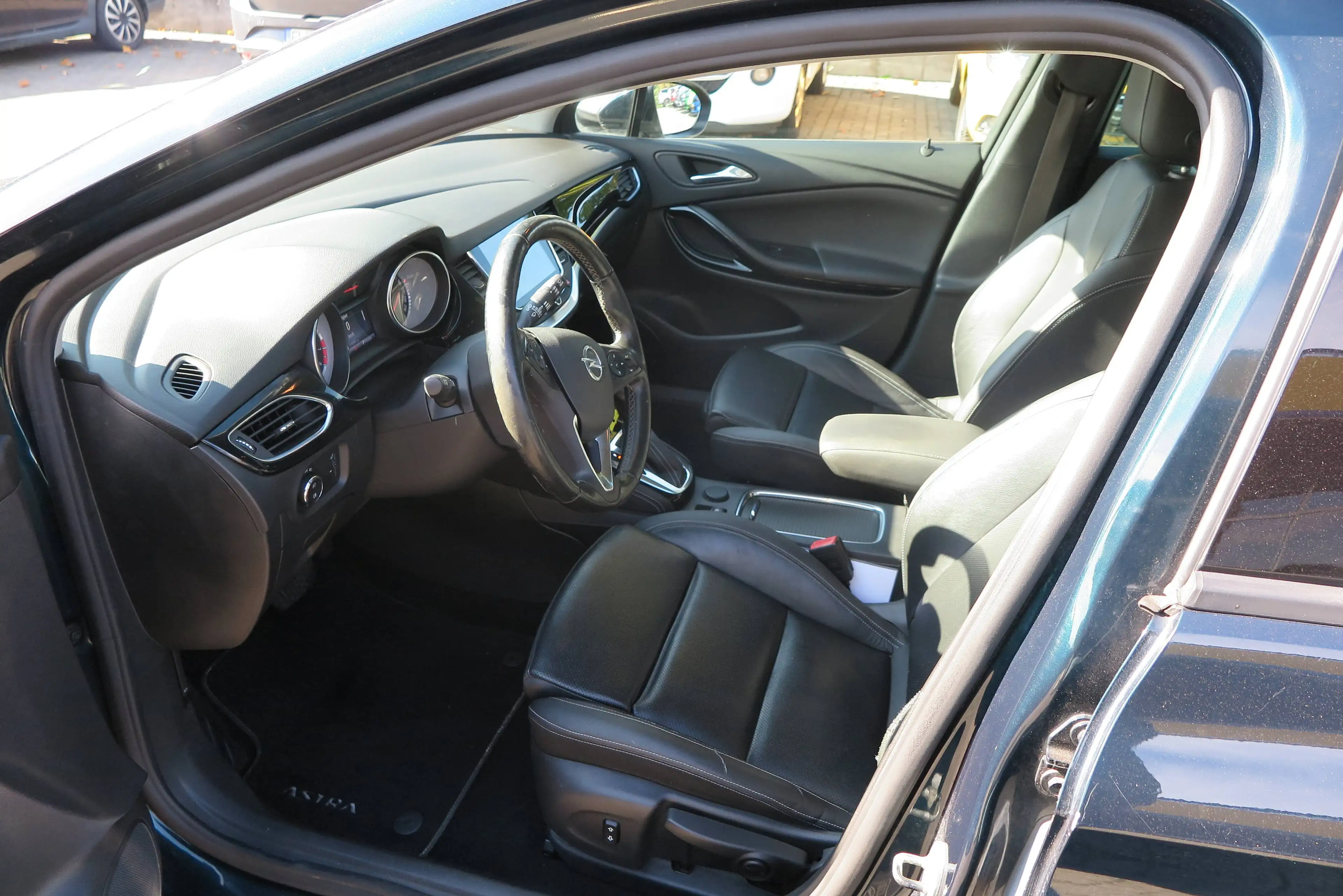 Opel Astra Sports Tourer Ultimate Start/Stop — photo 7