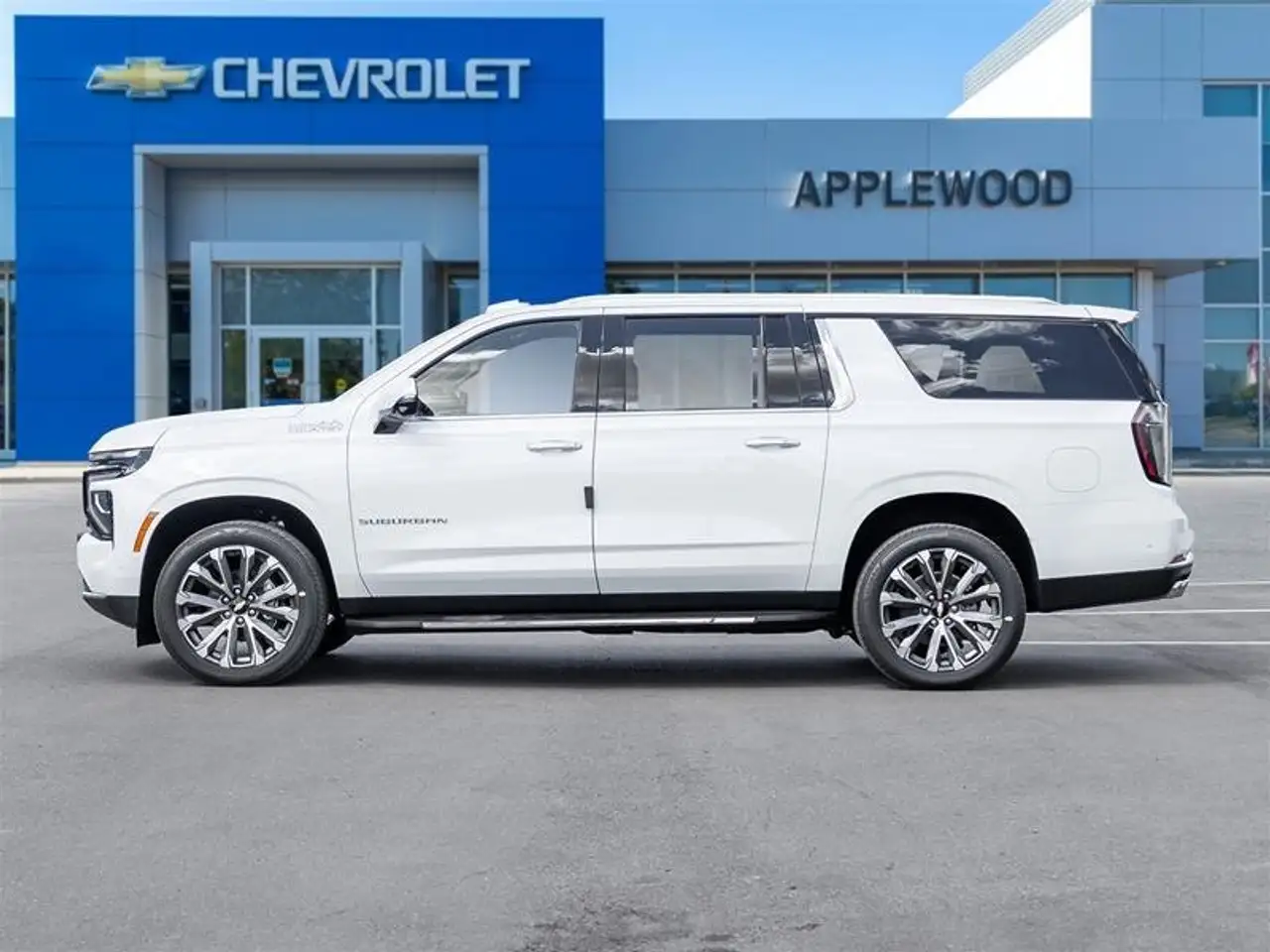 Chevrolet Suburban снимка Chevrolet Suburban