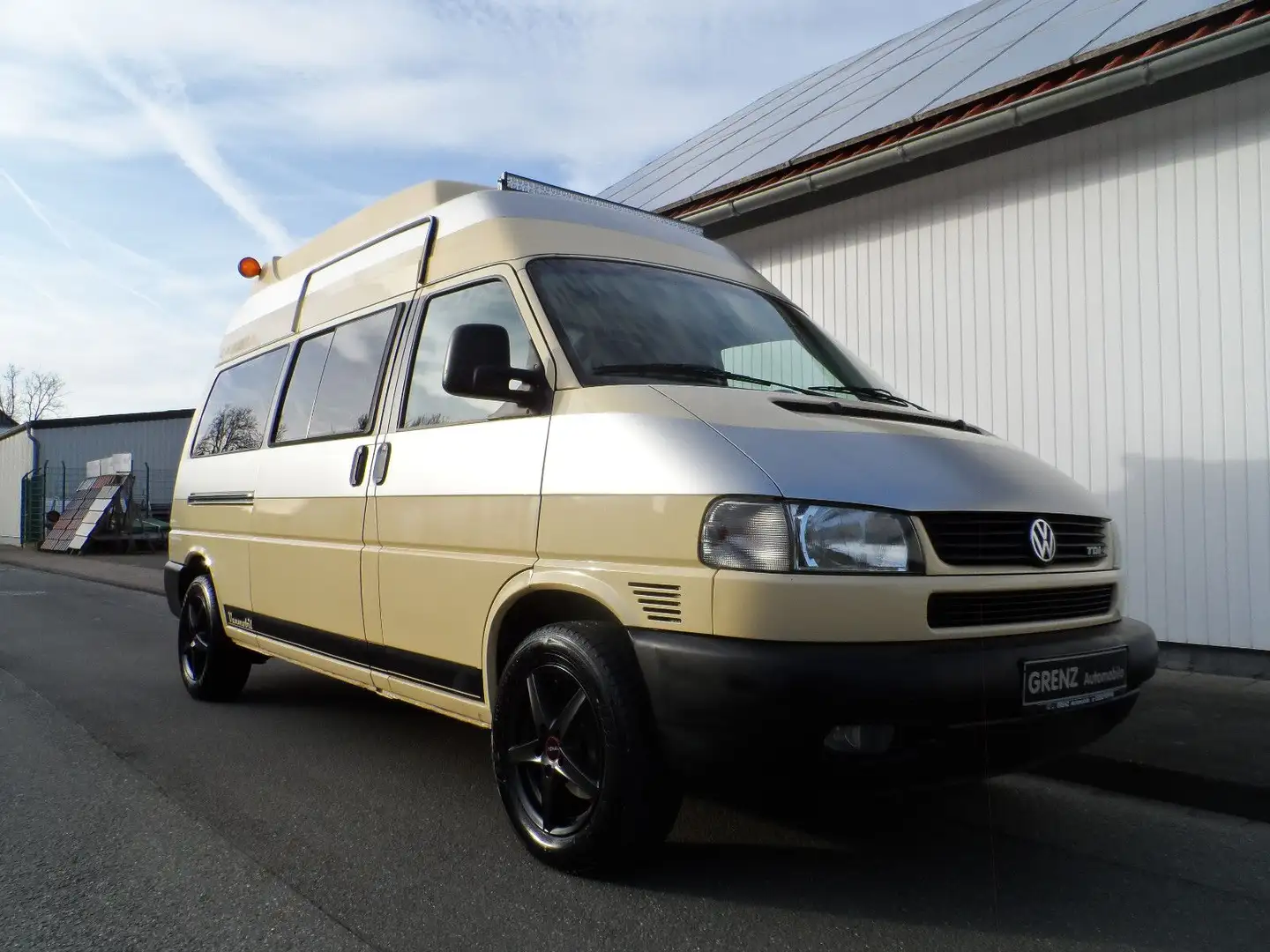 Volkswagen T4 Hochdach Klima ZV ABS Doppelairb.Standheizung Beige - 2