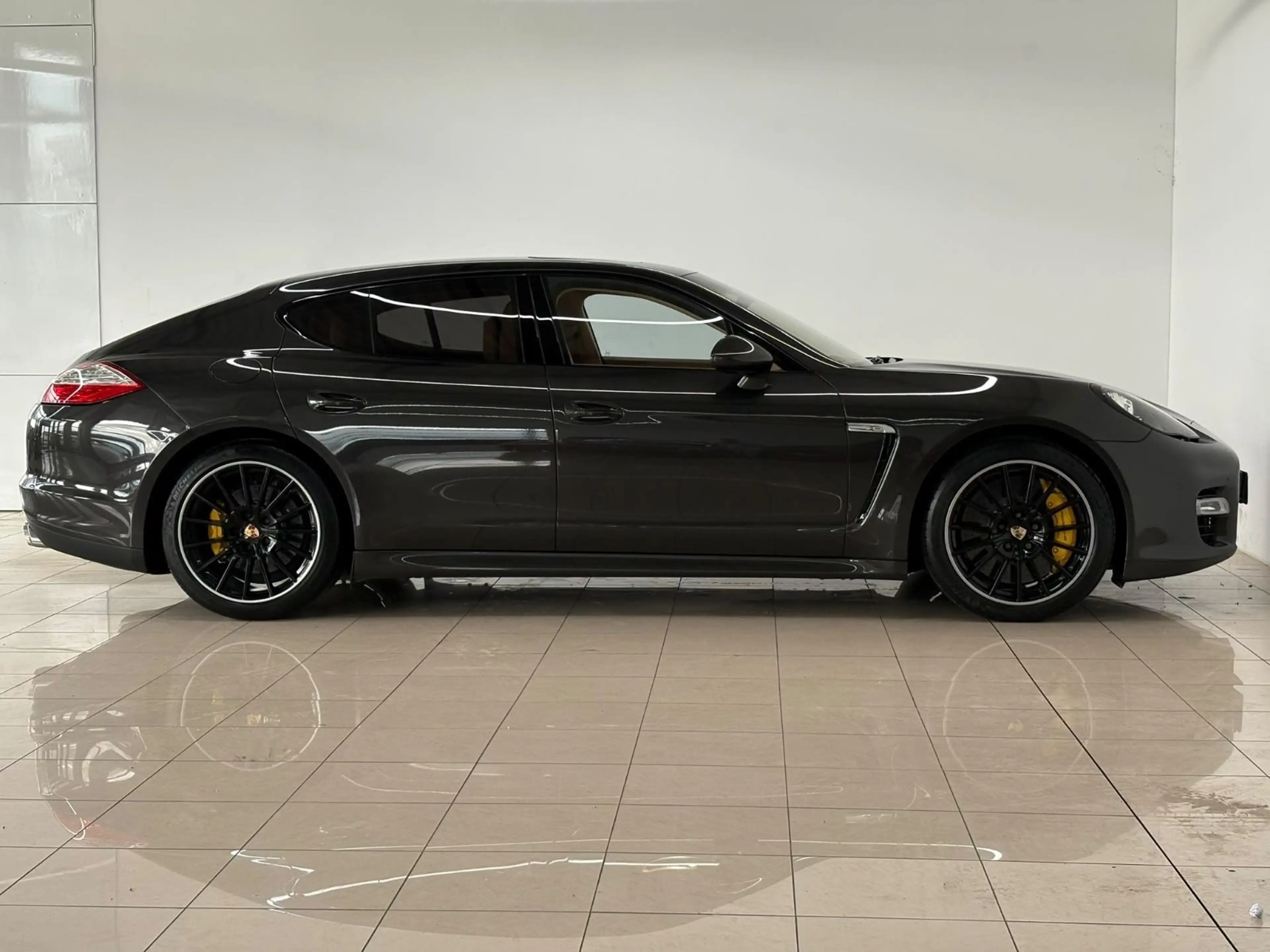 Porsche Panamera Turbo PANO BURMES Keramik FirstClass Fo — photo 8