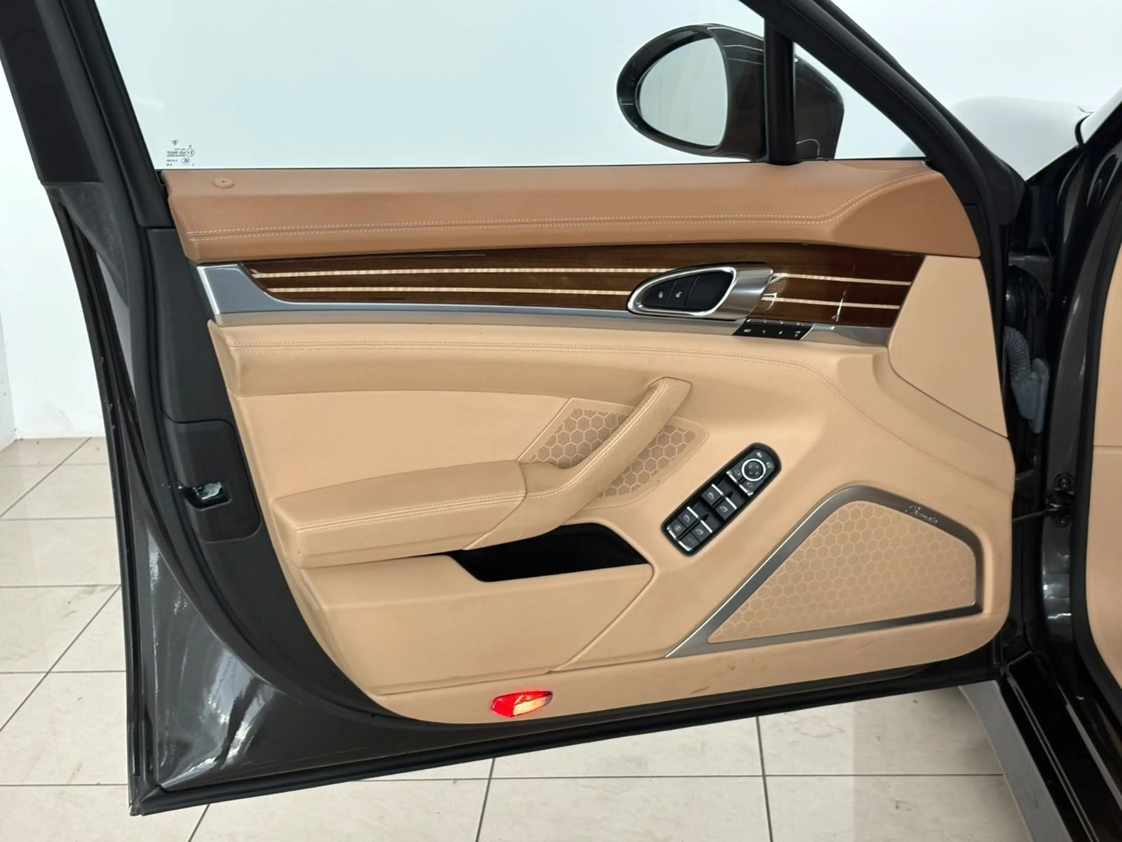 Porsche Panamera Turbo PANO BURMES Keramik FirstClass Fo — photo 13