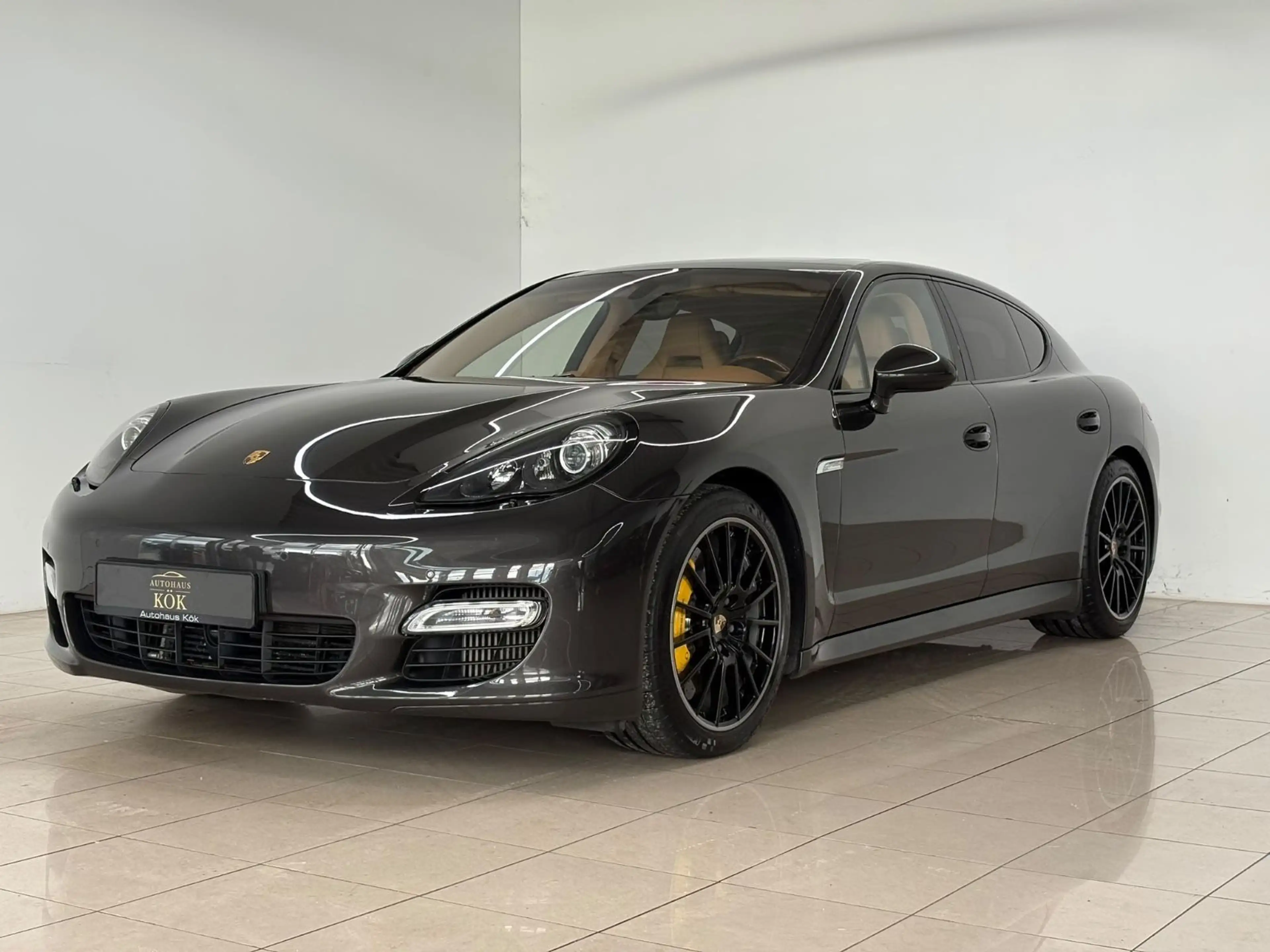 Porsche Panamera Turbo PANO BURMES Keramik FirstClass Fo — photo 2