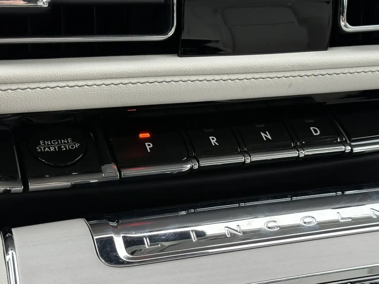 Lincoln Aviator photo Lincoln Aviator