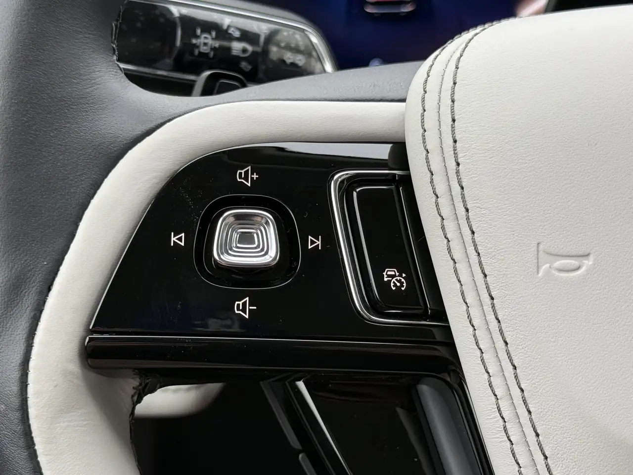 Lincoln Aviator photo Lincoln Aviator