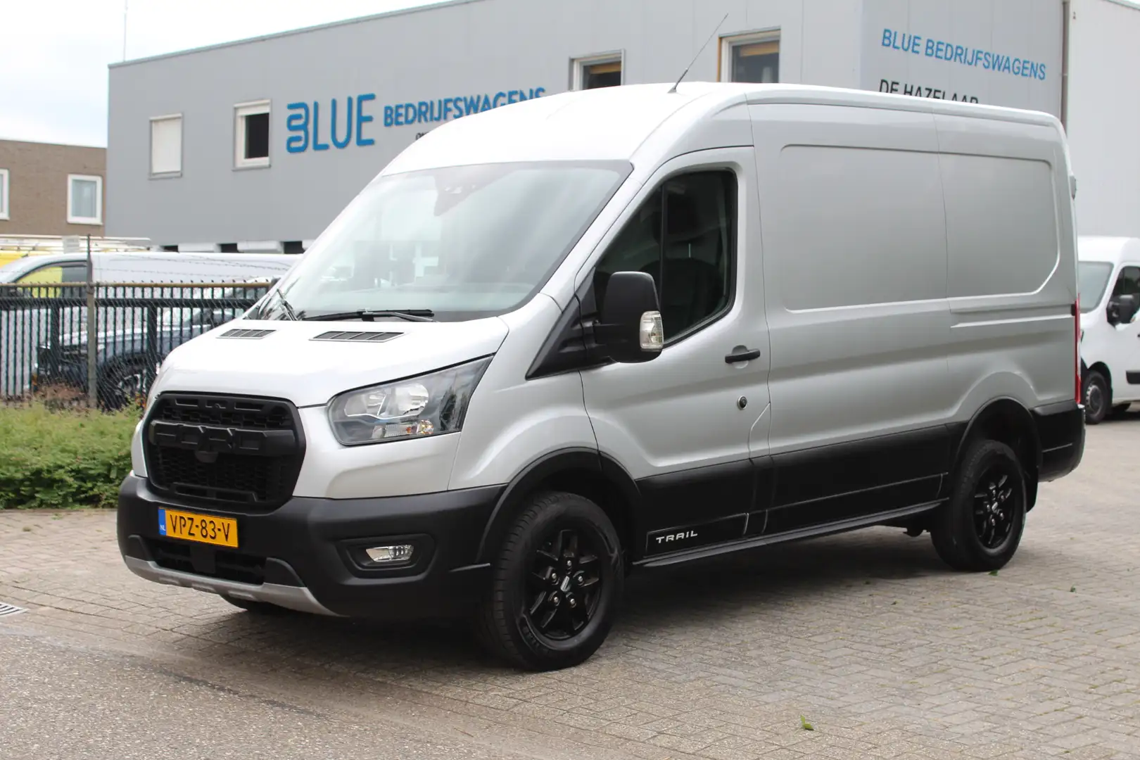 Ford Transit 350 2.0 TDCI 130PK Euro6 MHEV L2H2 Trail ---  Trai Gris - 1