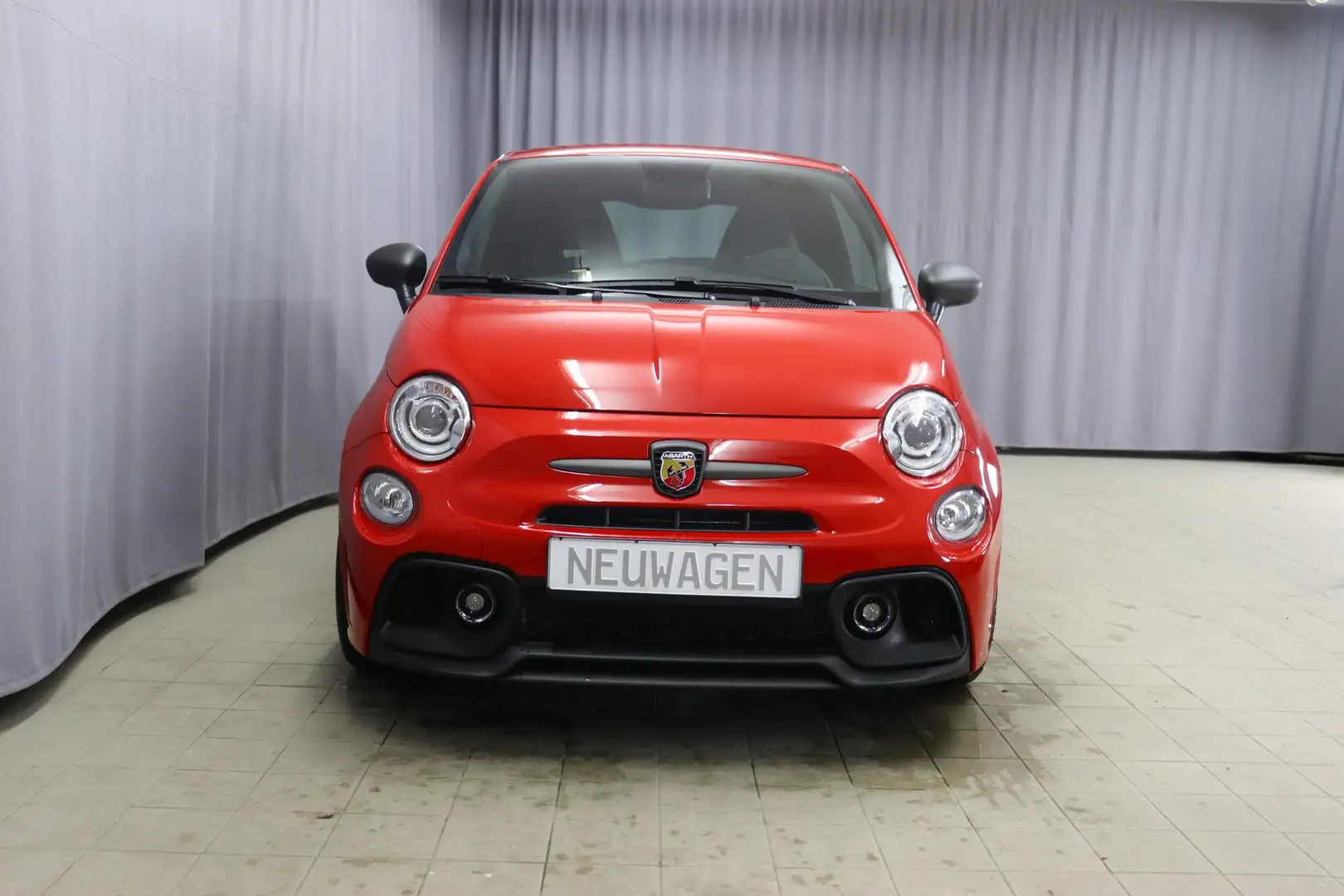 Abarth 695 Competizione 1.4 T-Jet 132 kW (180PS) Automatic... Rouge - 2