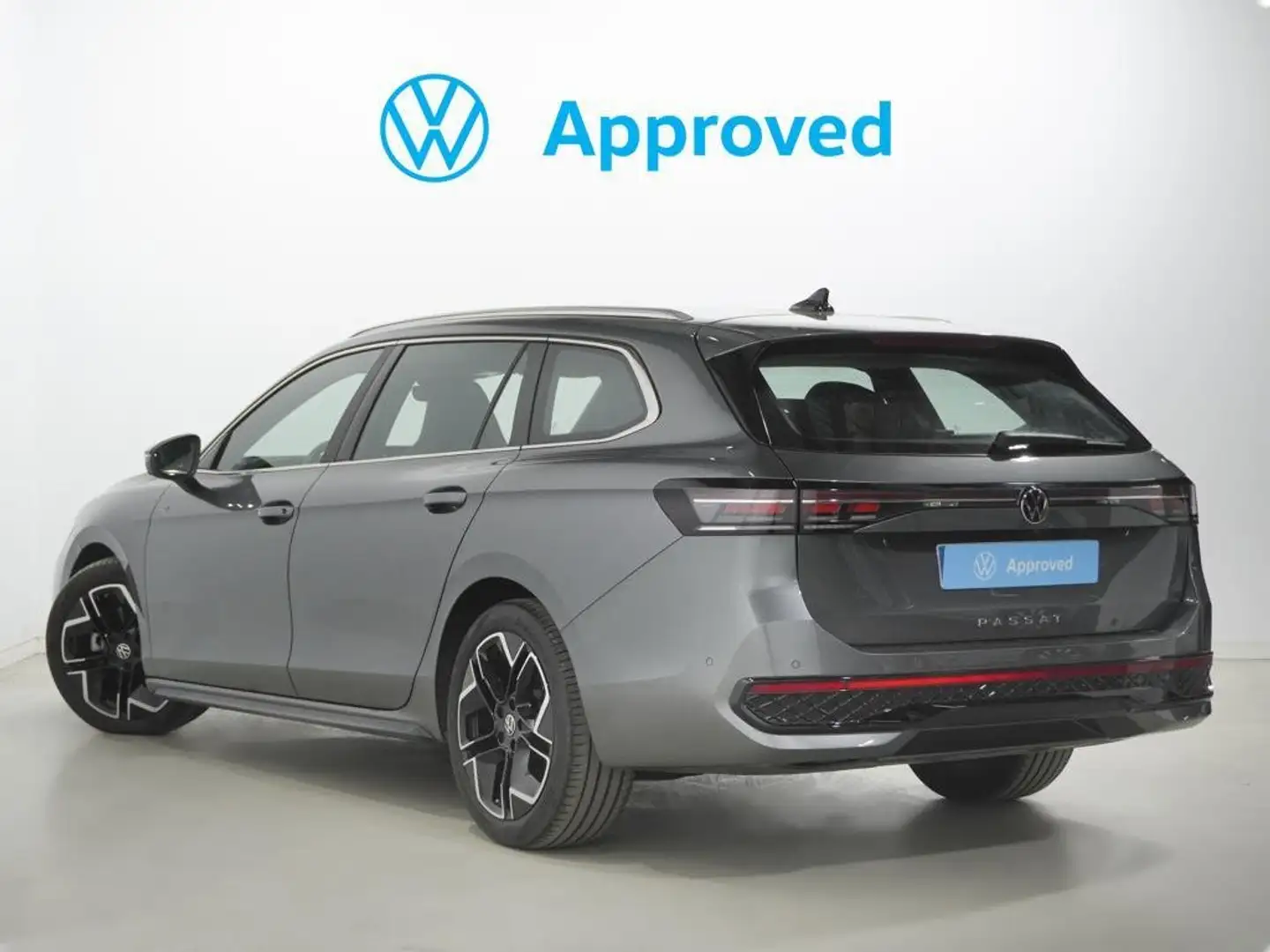 Volkswagen Passat 2.0TDI R-Line DGS7 110kW Gris - 2