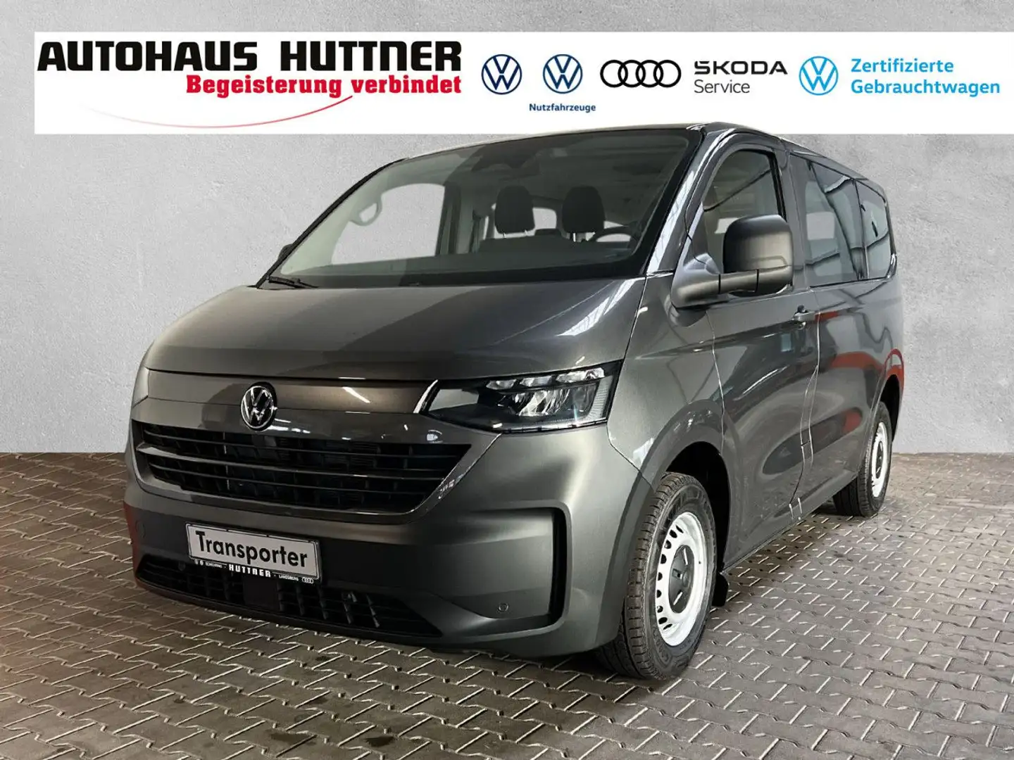 Volkswagen T7 Kombi Transporter Kombi Motor 2.0 TDI 8-Gang Automatik A Gris - 1