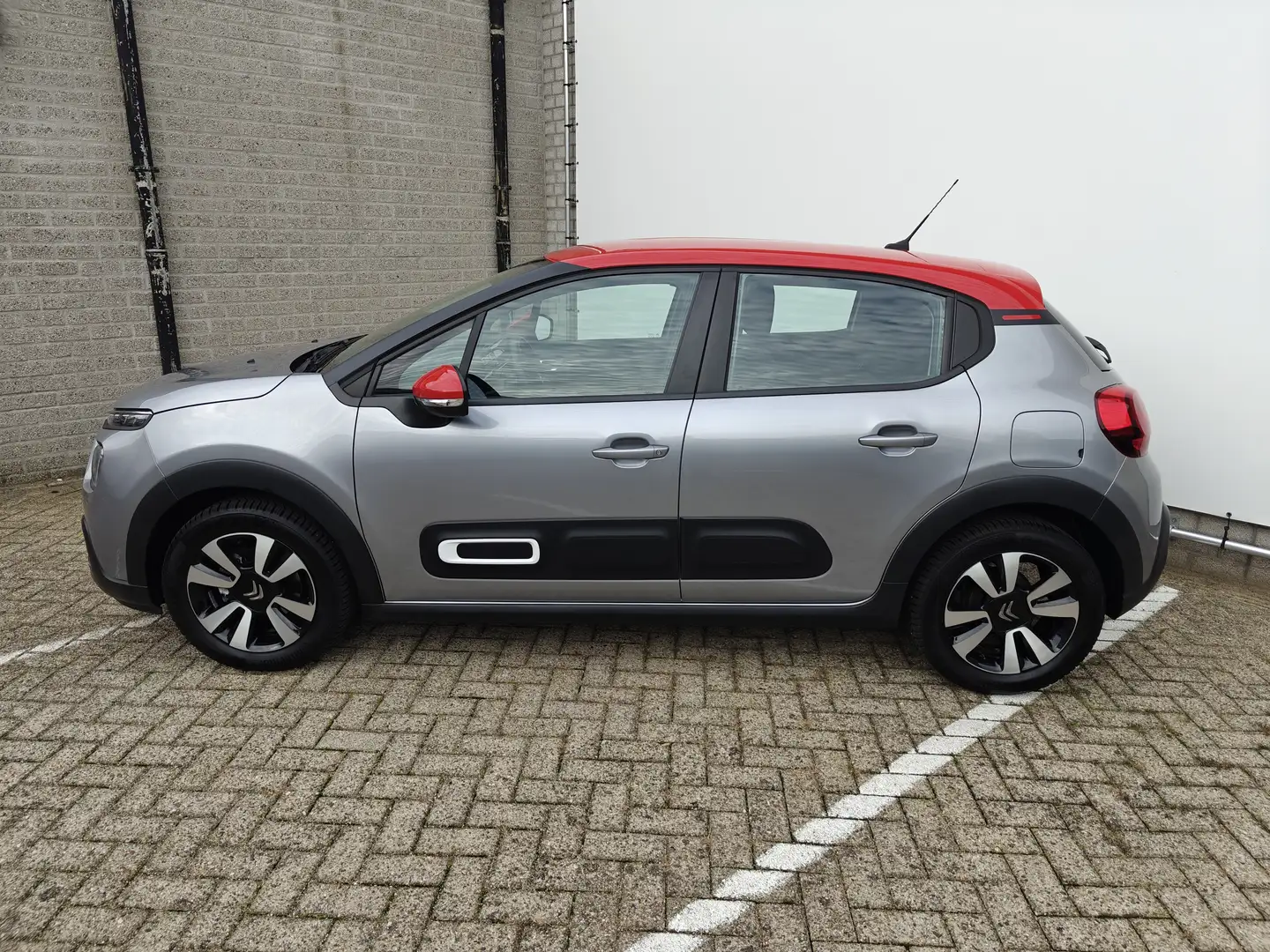Citroen C3 1.2 PureTech C-Series | Airco (automatisch) | Appl Gris - 2