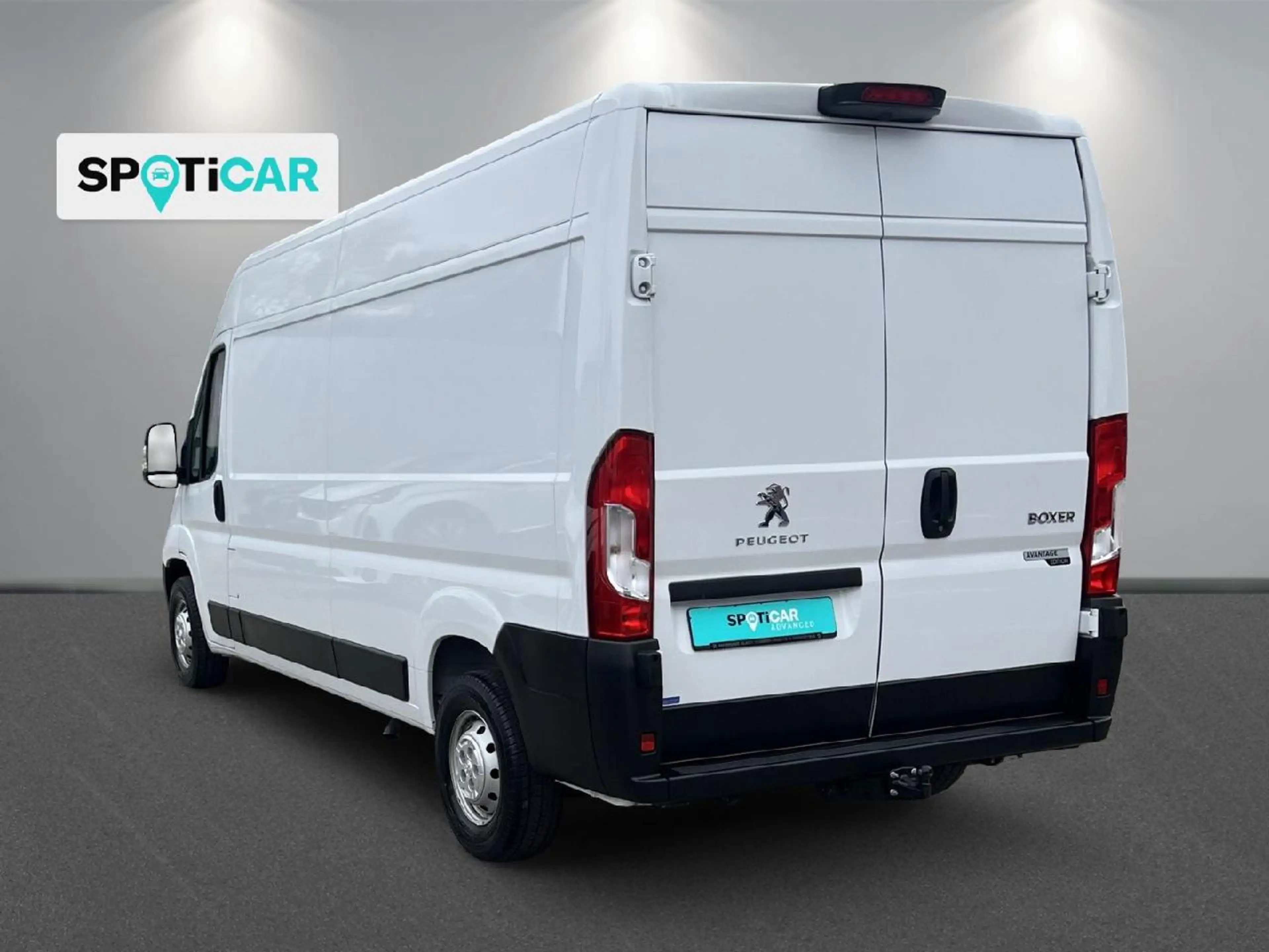 Peugeot Boxer 335 L3H2 Premium BlueHDi 140 Stop&Start — photo 11