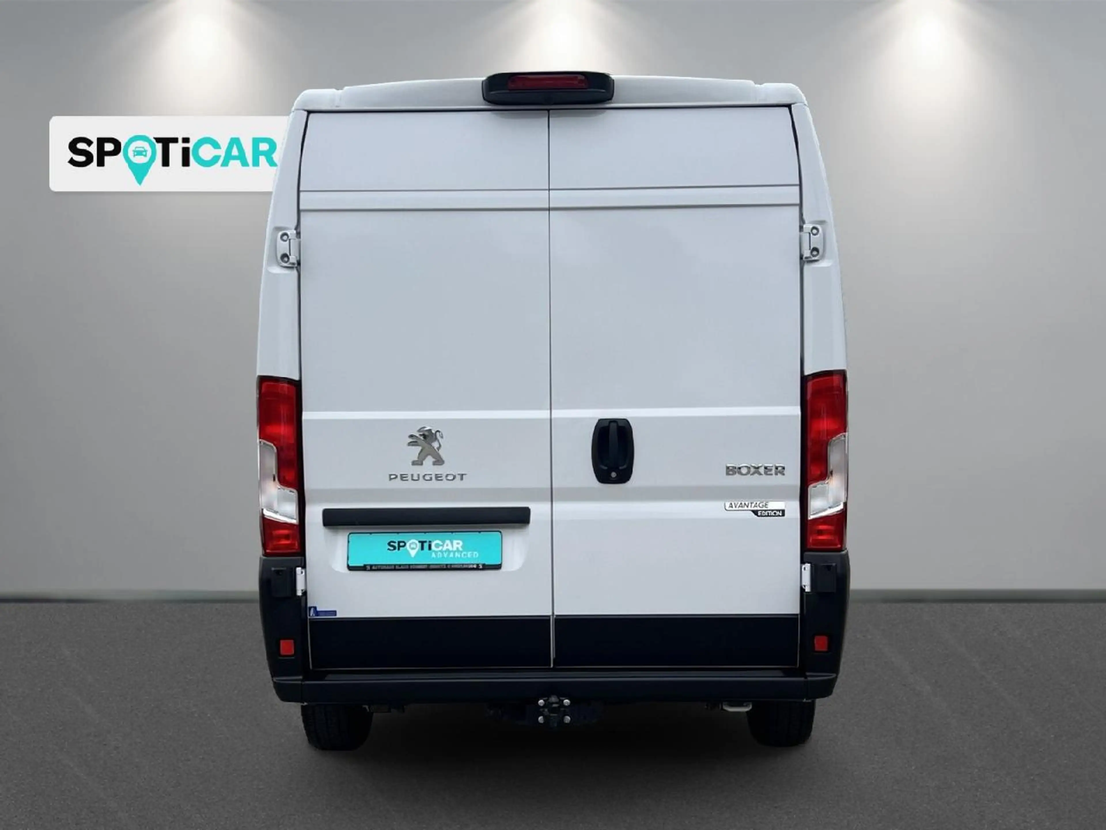Peugeot Boxer 335 L3H2 Premium BlueHDi 140 Stop&Start — photo 9
