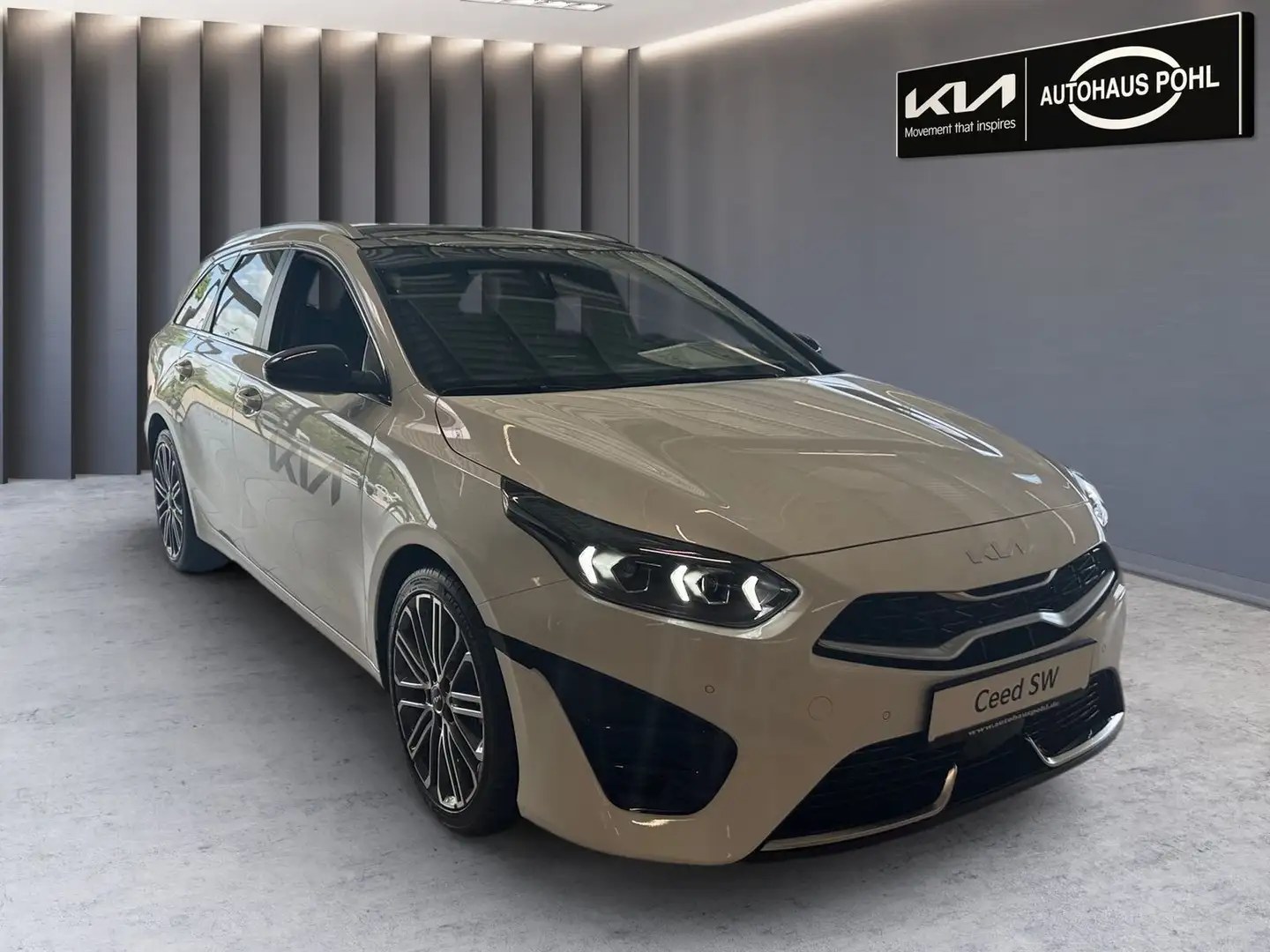 Kia Ceed SW / cee'd SW CEED_SW 1.5T DCT7 GTL TEC LEDER GD 18Z Weiß - 2