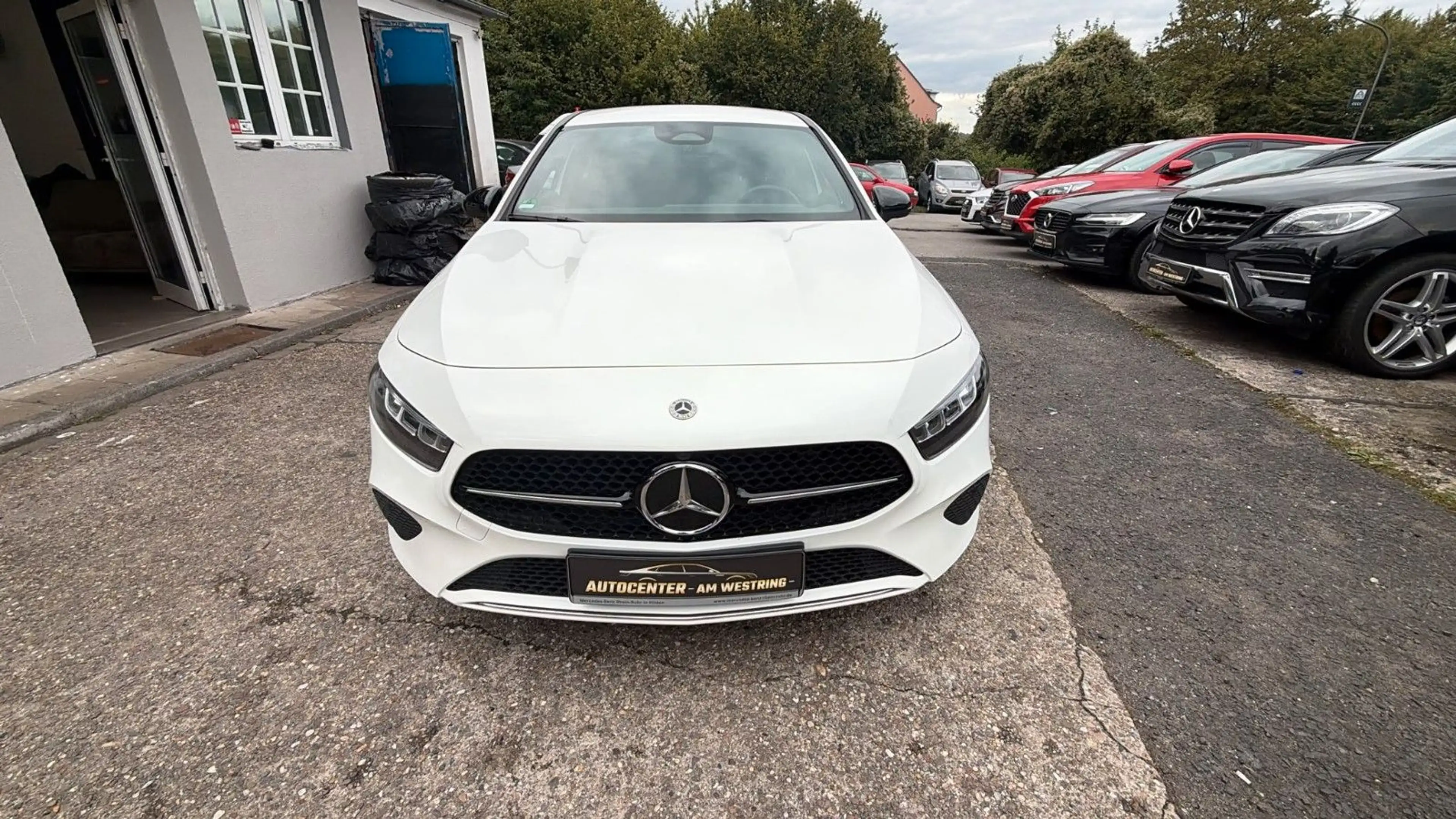 Mercedes-Benz A 200 Limousine/Night/Ambiente/Kamera/Burmester — photo 3