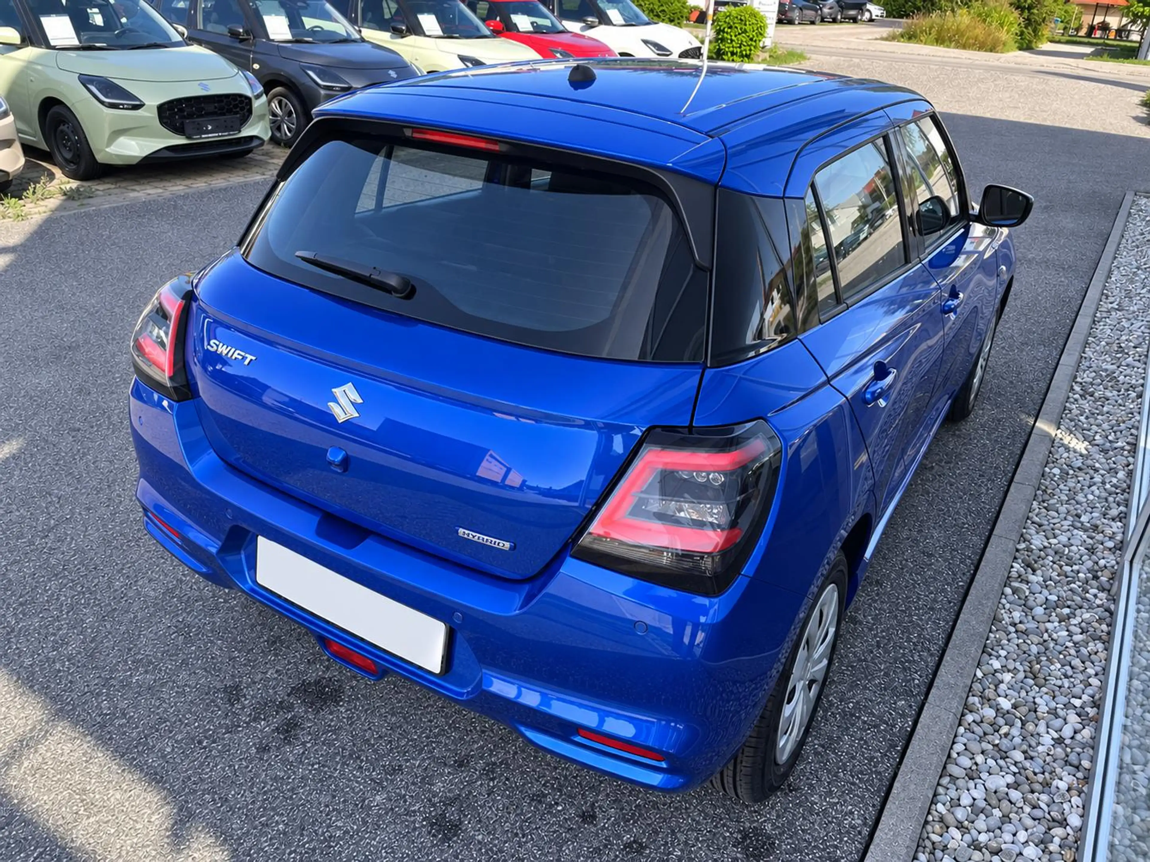 Suzuki Swift 1.2 Dualjet Mild-Hybrid Club 1.2 Liter — photo 5