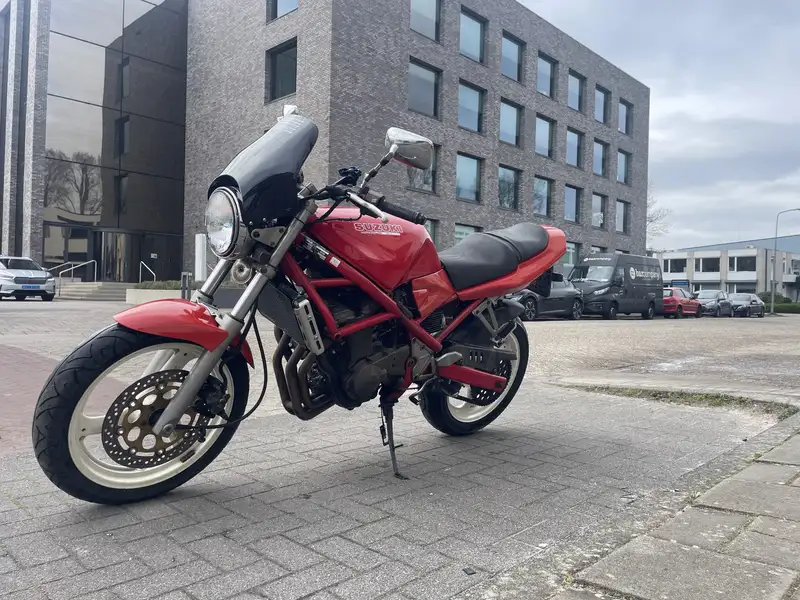 Suzuki Bandit 400 - foto 2