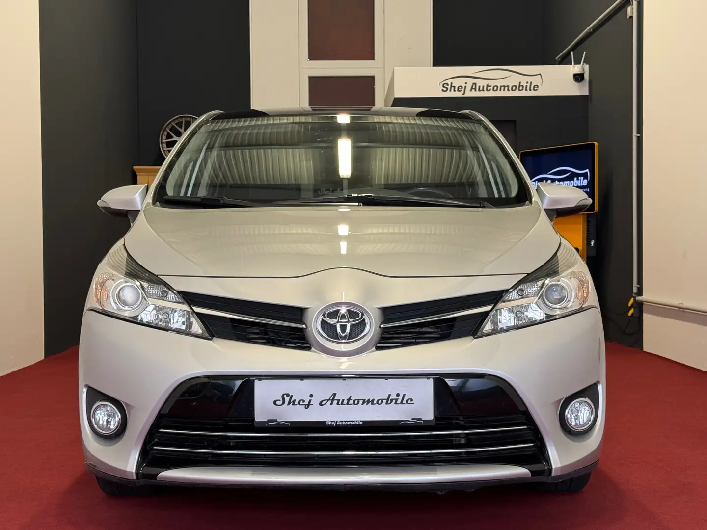 Toyota Verso Basis*1-Besitz*R-Kamera* Grau - 2