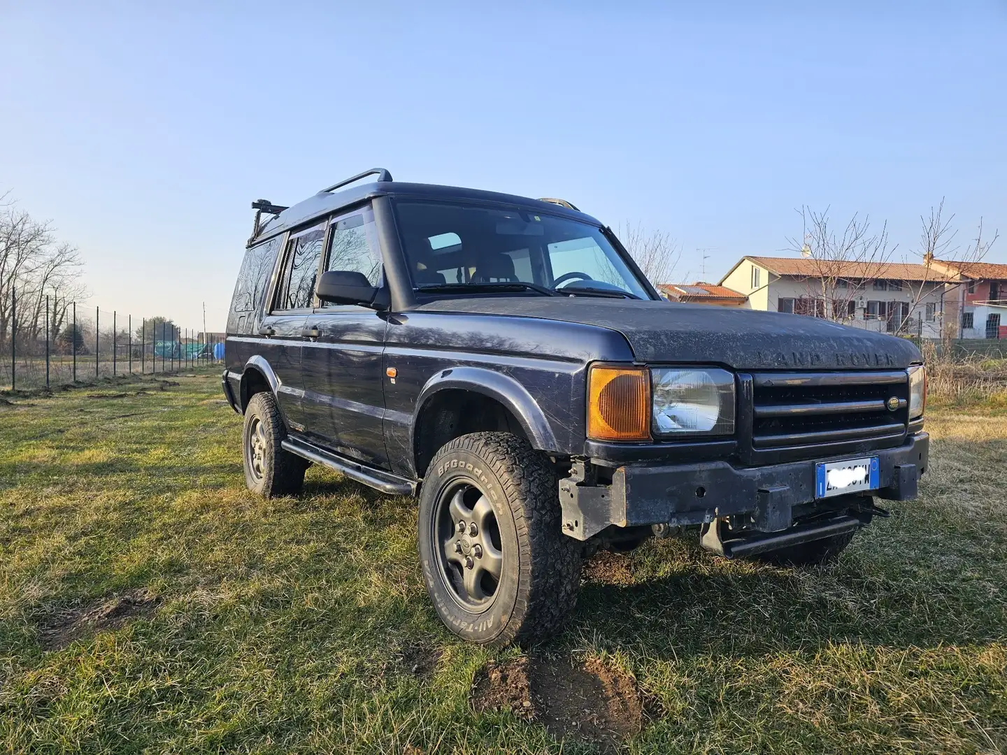 Land Rover Discovery 5p 2.5 td5 Vogue Blauw - 1