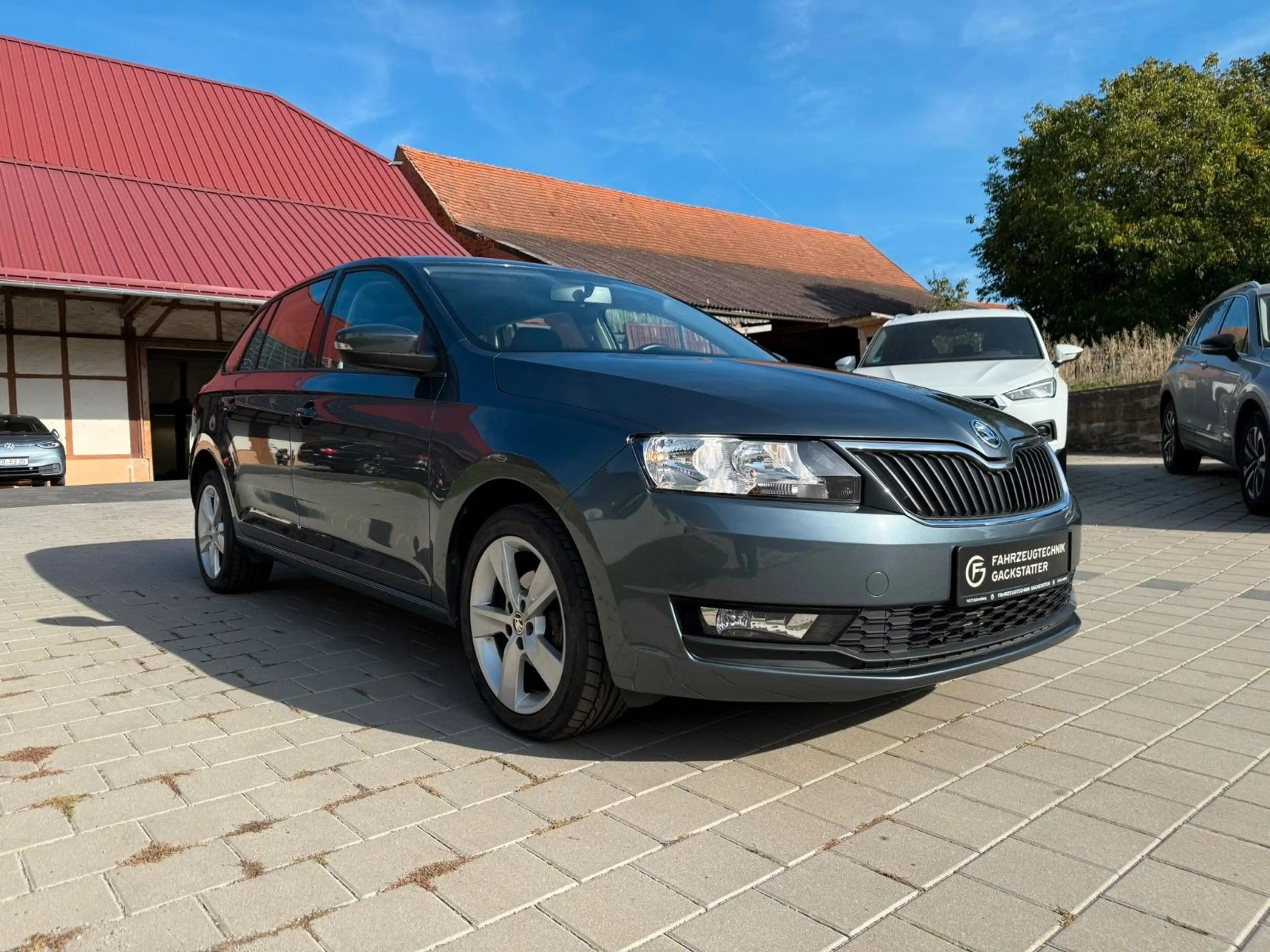 Skoda Rapid/Spaceback Spaceback Cool Edition — photo 9
