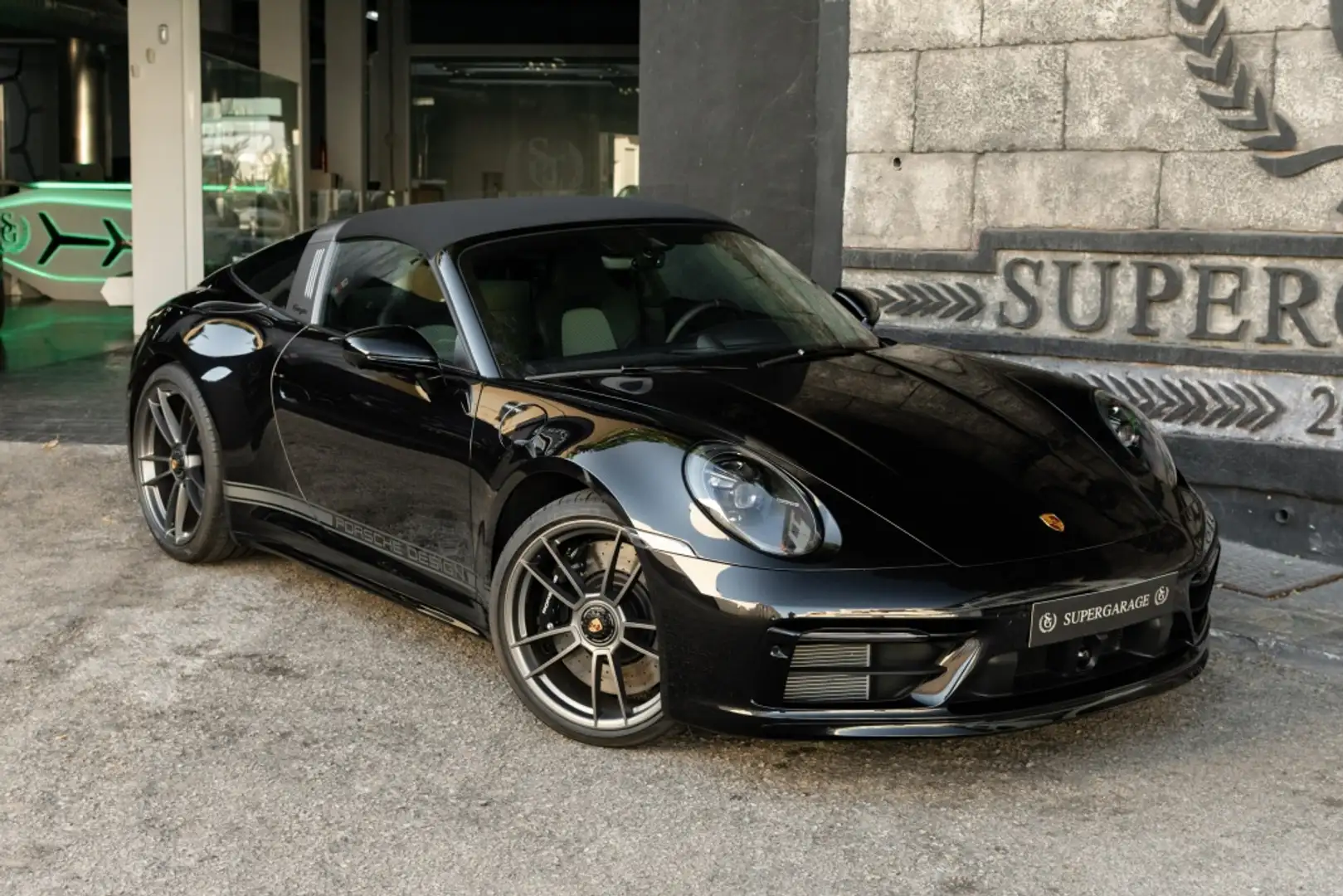 Porsche 992 Targa 4 Edition 50 years Design PDK Negro - 2