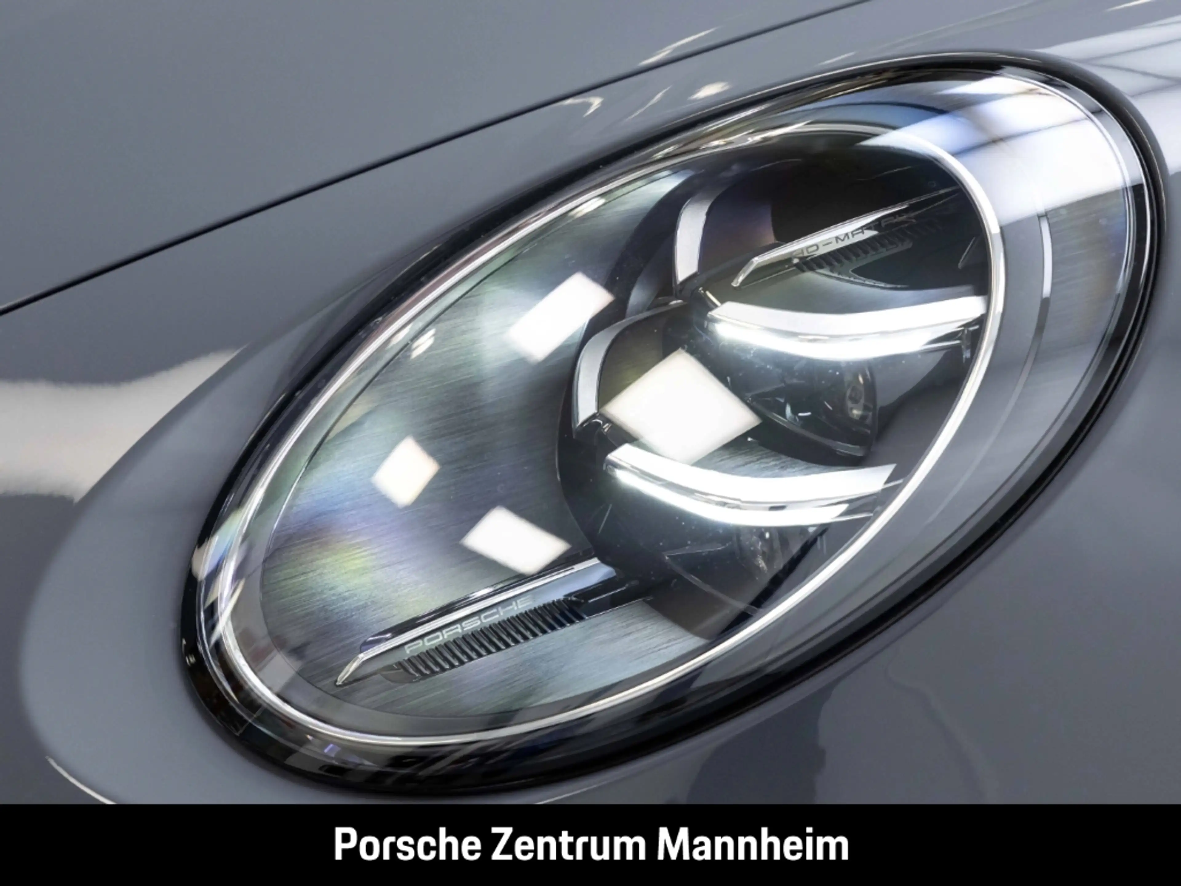 Porsche 992 -2 (911) Carrera — photo 13