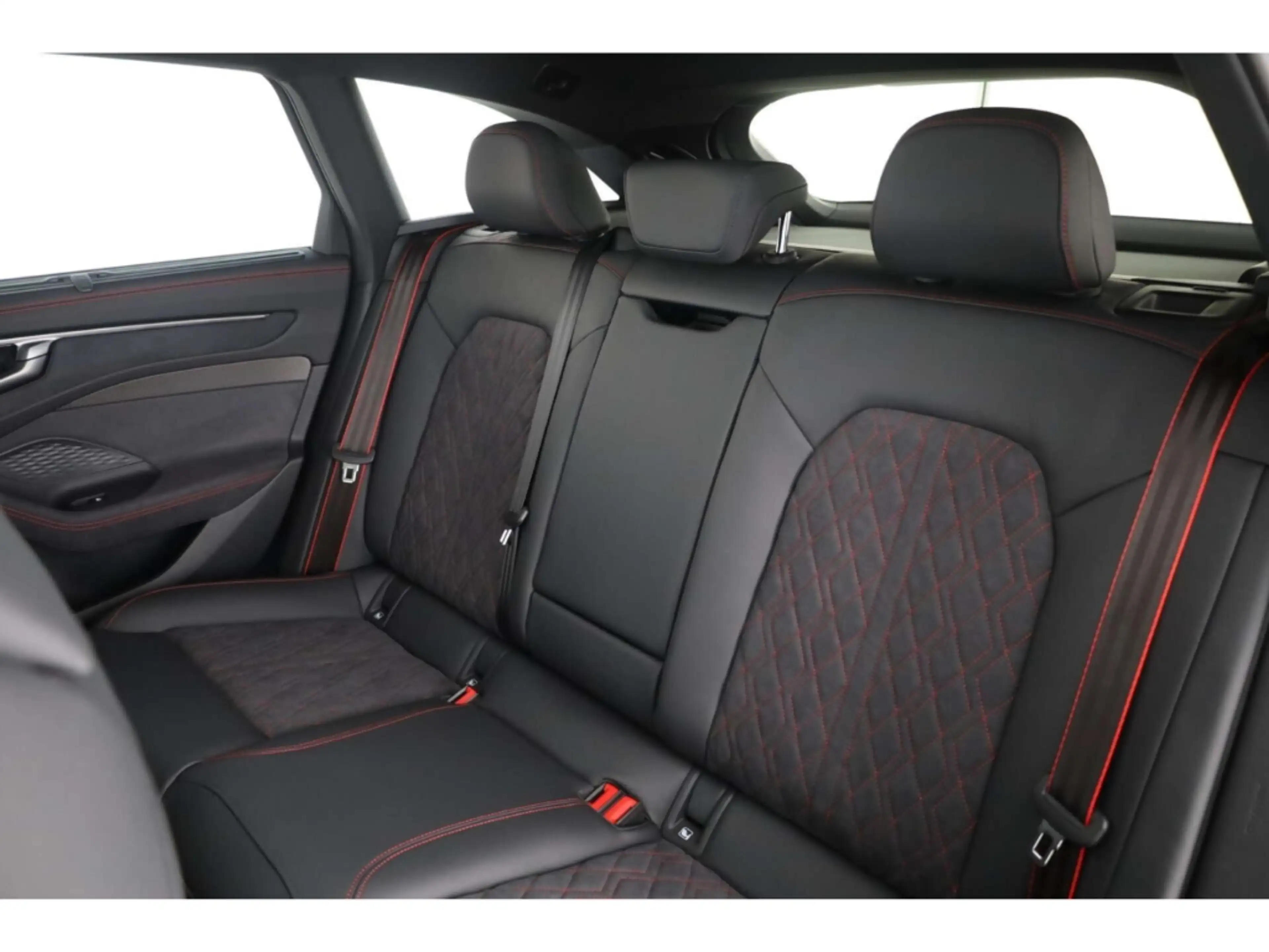 Audi A6 allroad TDI quattro — photo 11