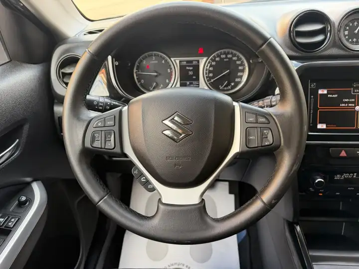 Suzuki Vitara 1.6 DDIS GLE 2015, foto 11