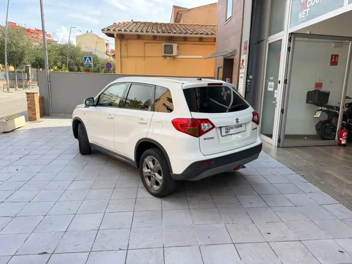 Suzuki Vitara 1.6 DDIS GLE 2015, foto 3