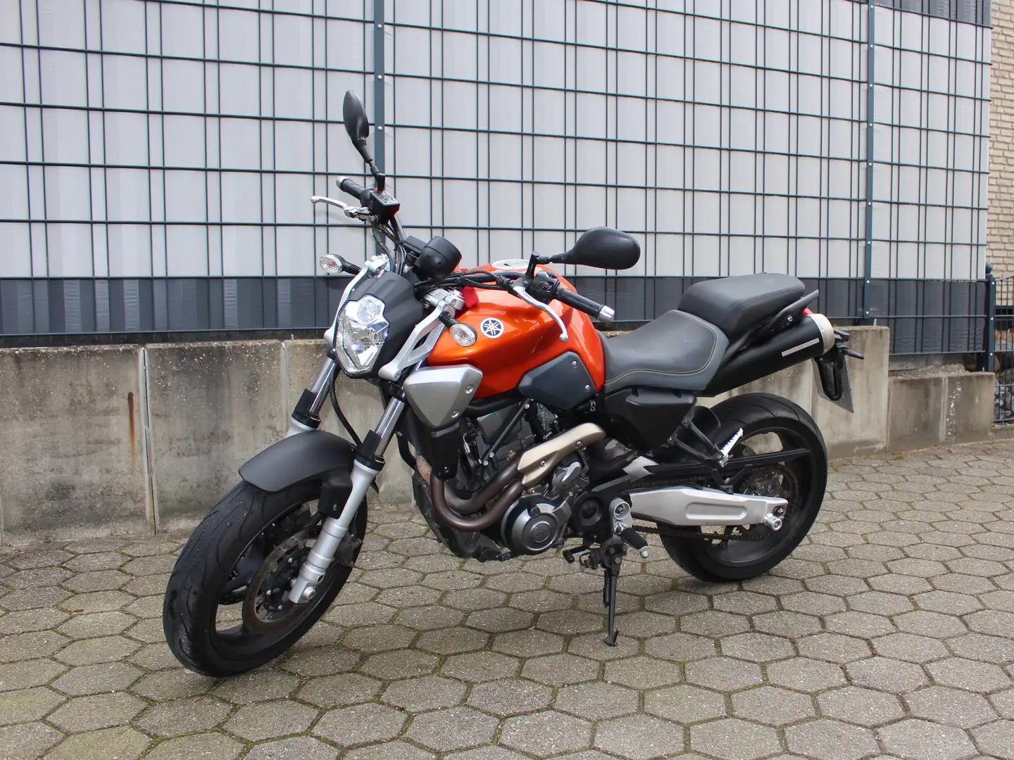 Yamaha MT-03 Naranja - 2