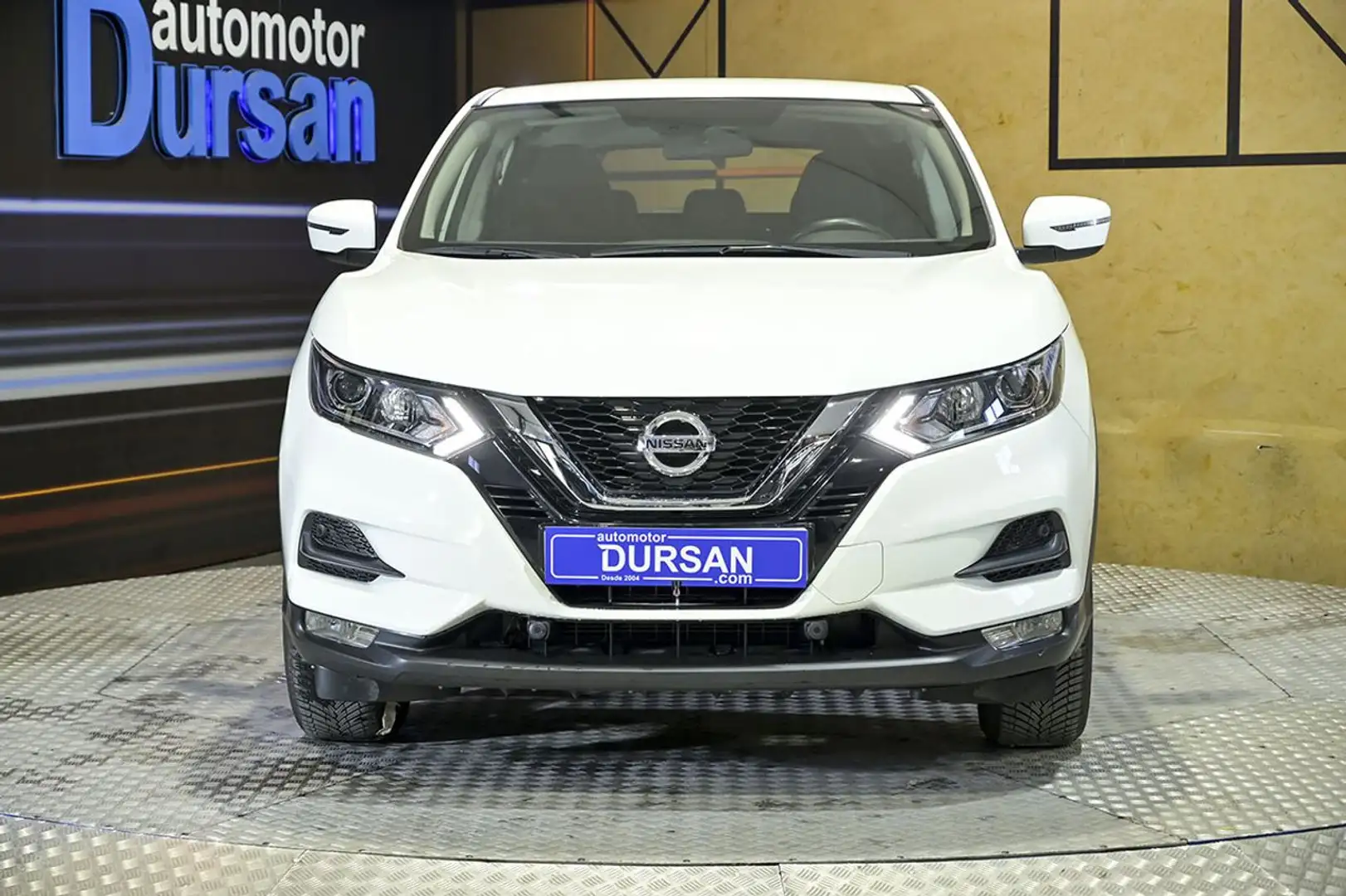Nissan Qashqai dCi 85 kW 115 CV E6D ACENTA Weiß - 2