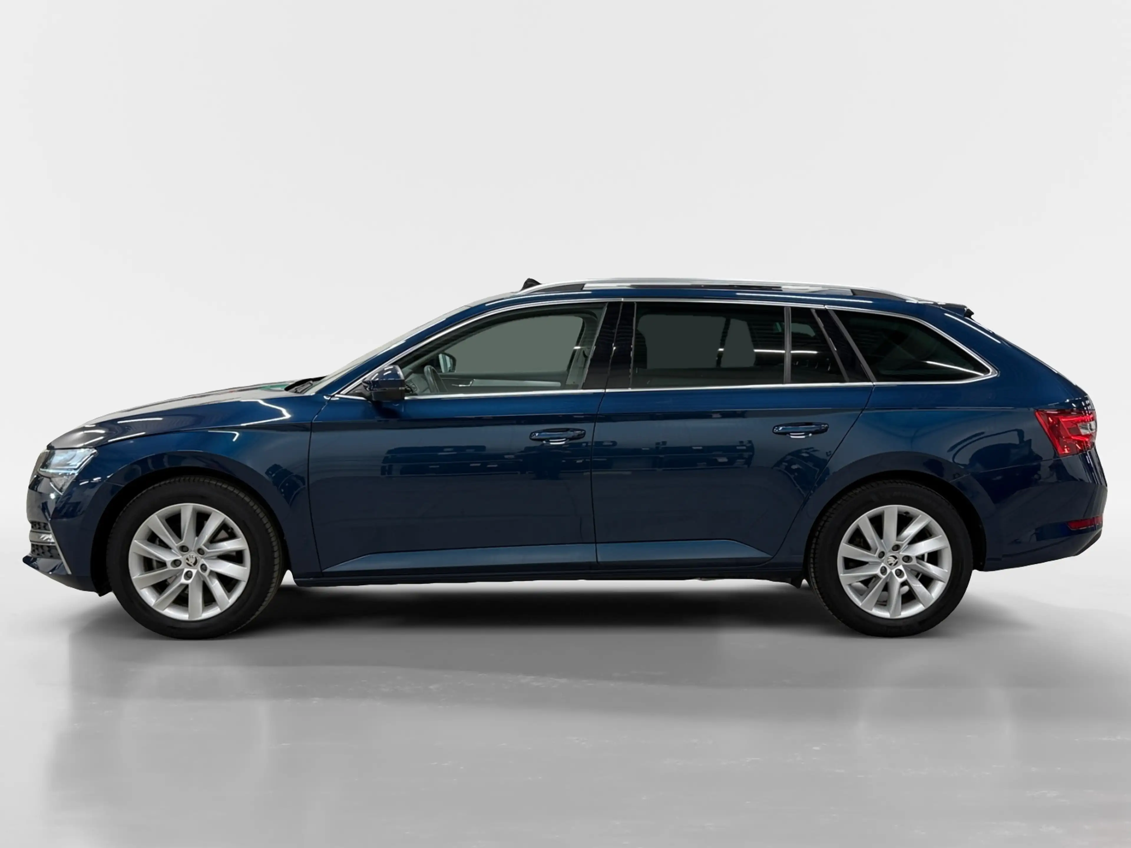 Skoda Superb Combi 1.4 TSI iV Business Edition I Trekhaak I Pan — photo 9