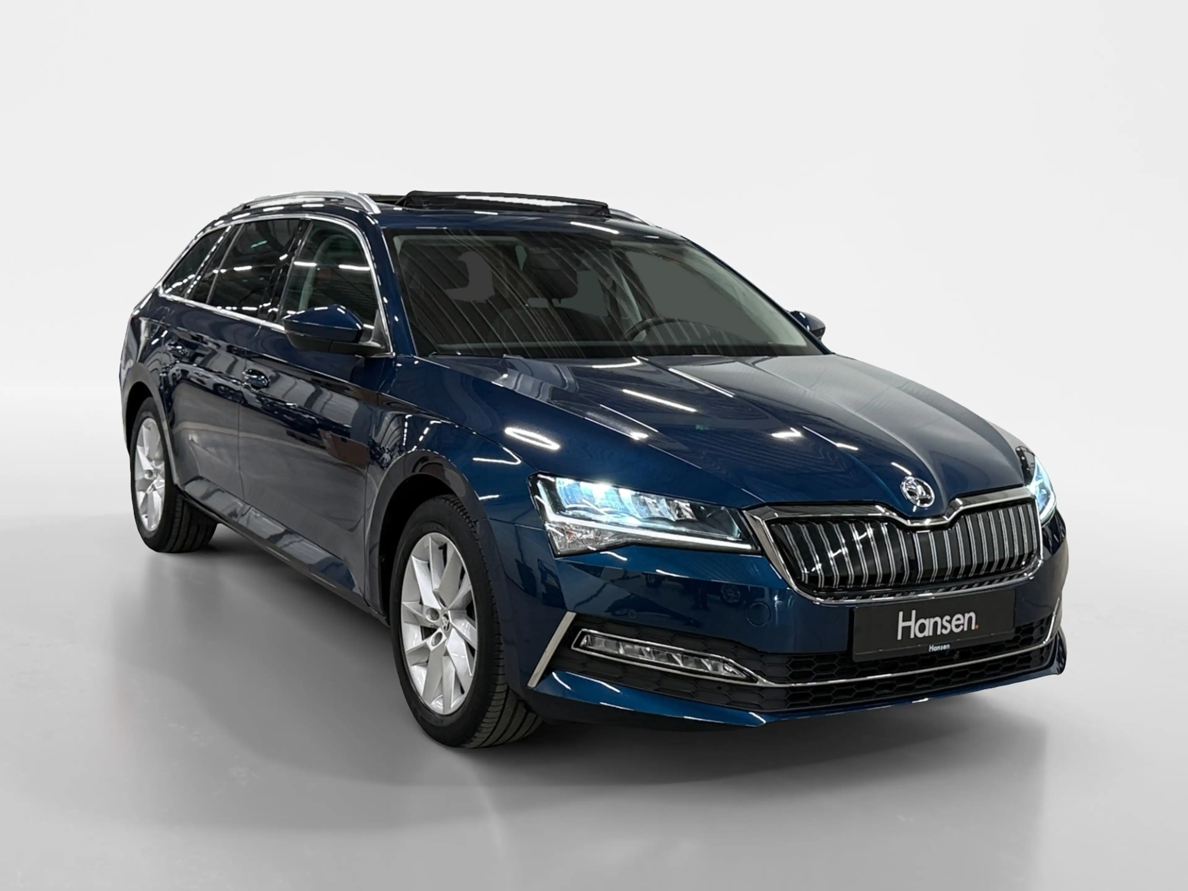 Skoda Superb Combi 1.4 TSI iV Business Edition I Trekhaak I Pan — photo 4