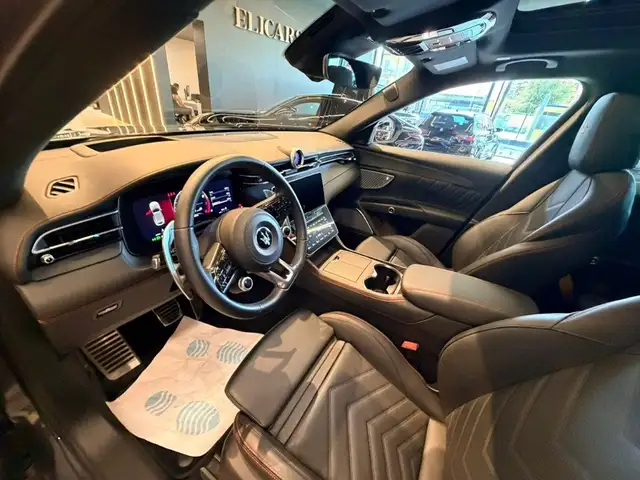Maserati Grecale view 12