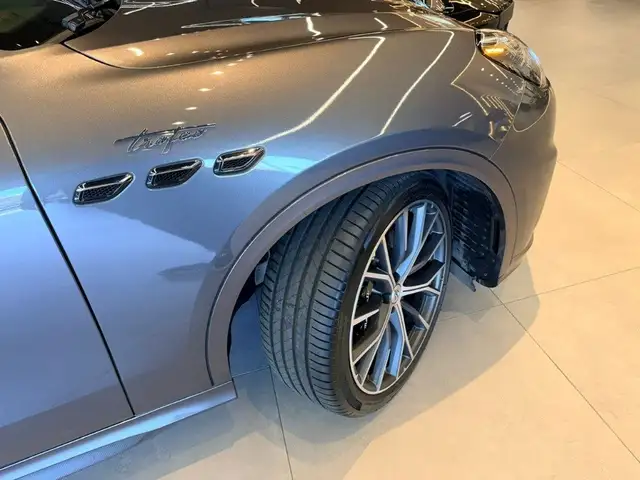 Maserati Grecale view 9