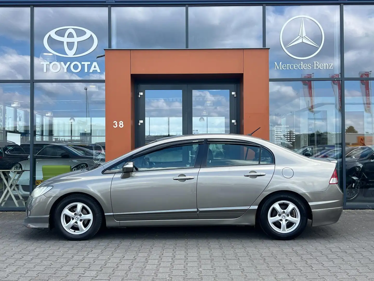 Honda Civic 1.3 Hybrid|Clima|Cruise|Stoelverw.|Cam.|Nwe accu Grijs - 2