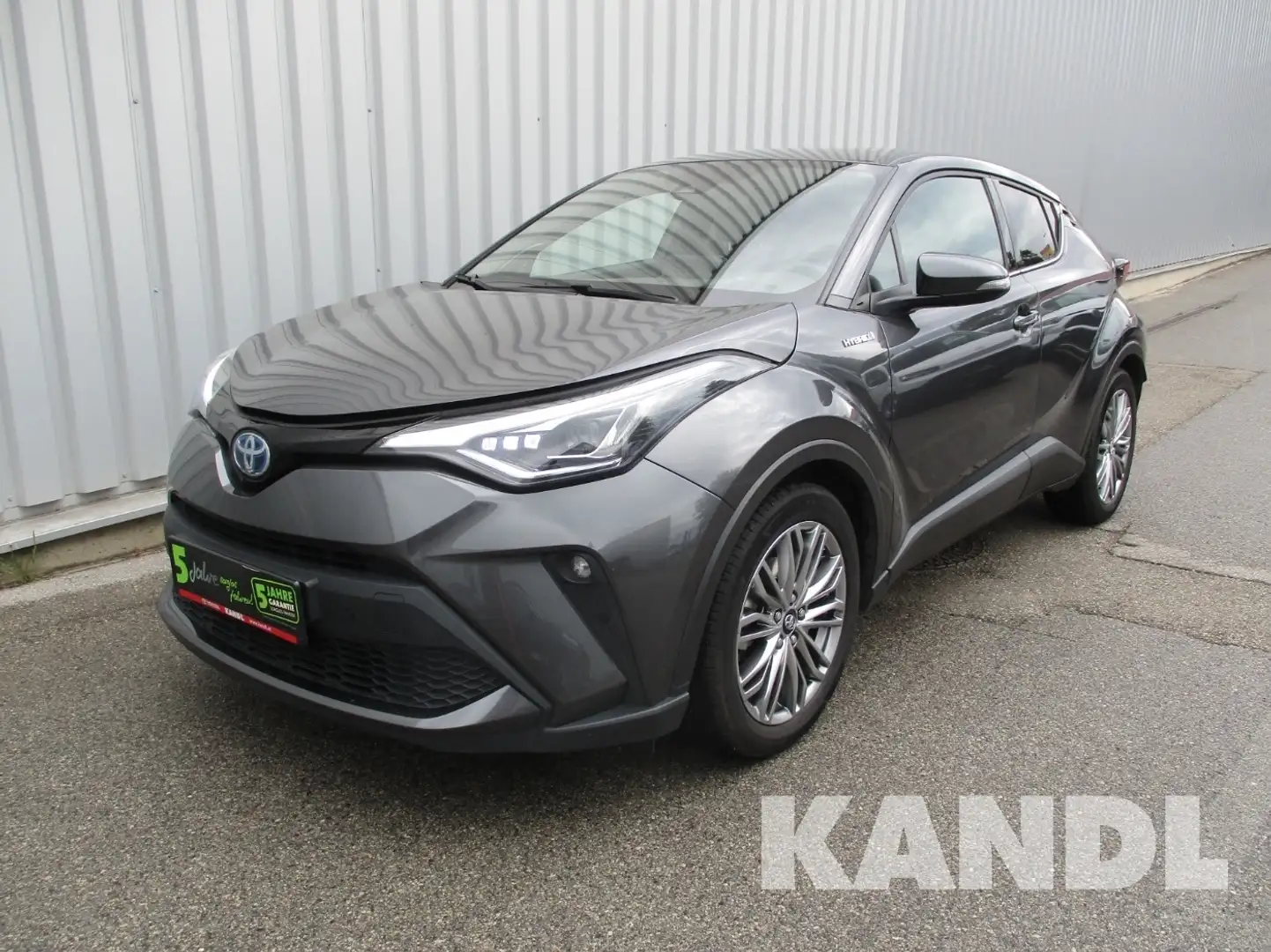 Toyota C-HR 2.0 Hybrid C-HIC CVT JBL, Navi, SIPA Grau - 1