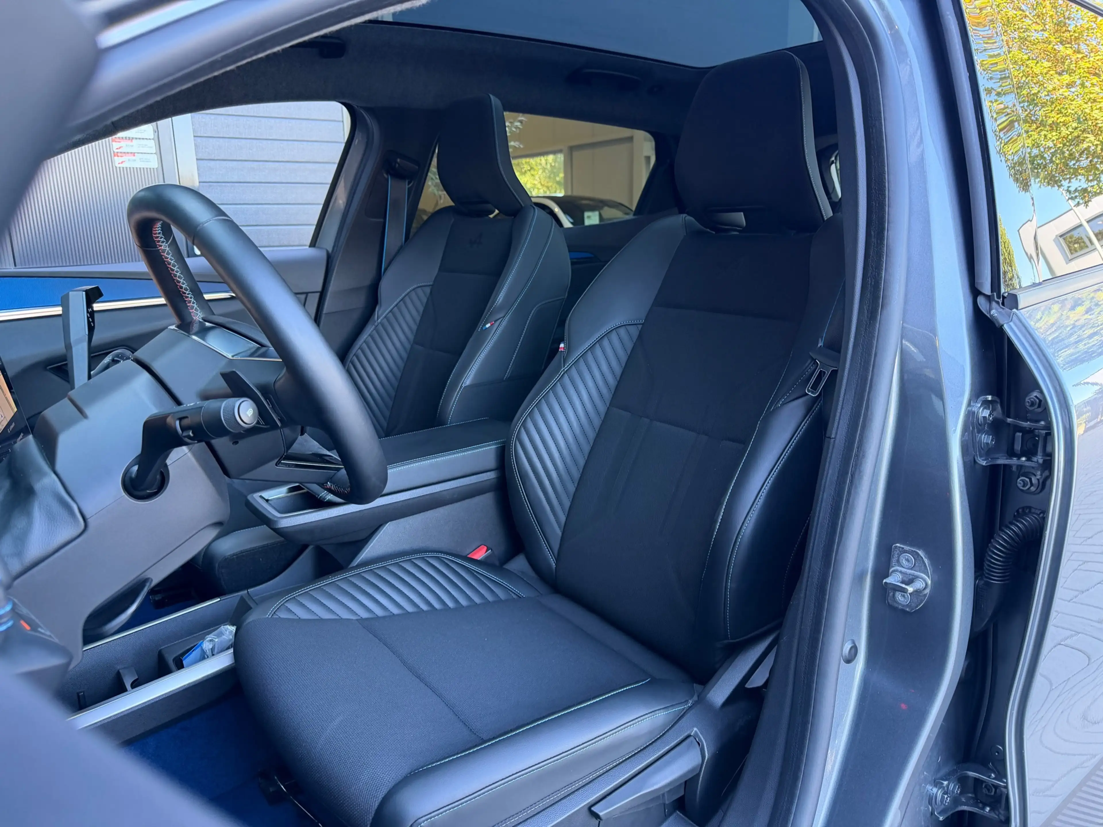 Renault Scenic E-Tech EV87 long range Esprit Alpine / SolarBay / — photo 14