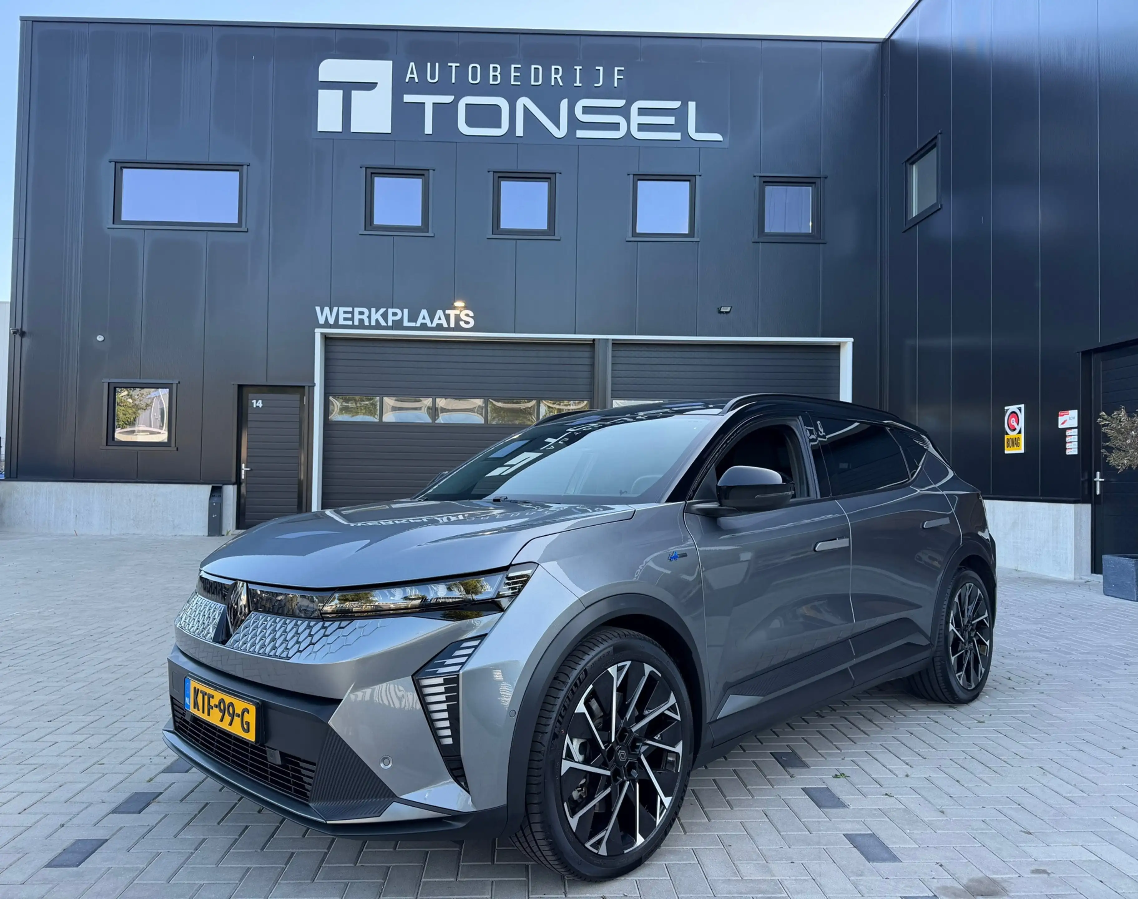Renault Scenic E-Tech EV87 long range Esprit Alpine / SolarBay /