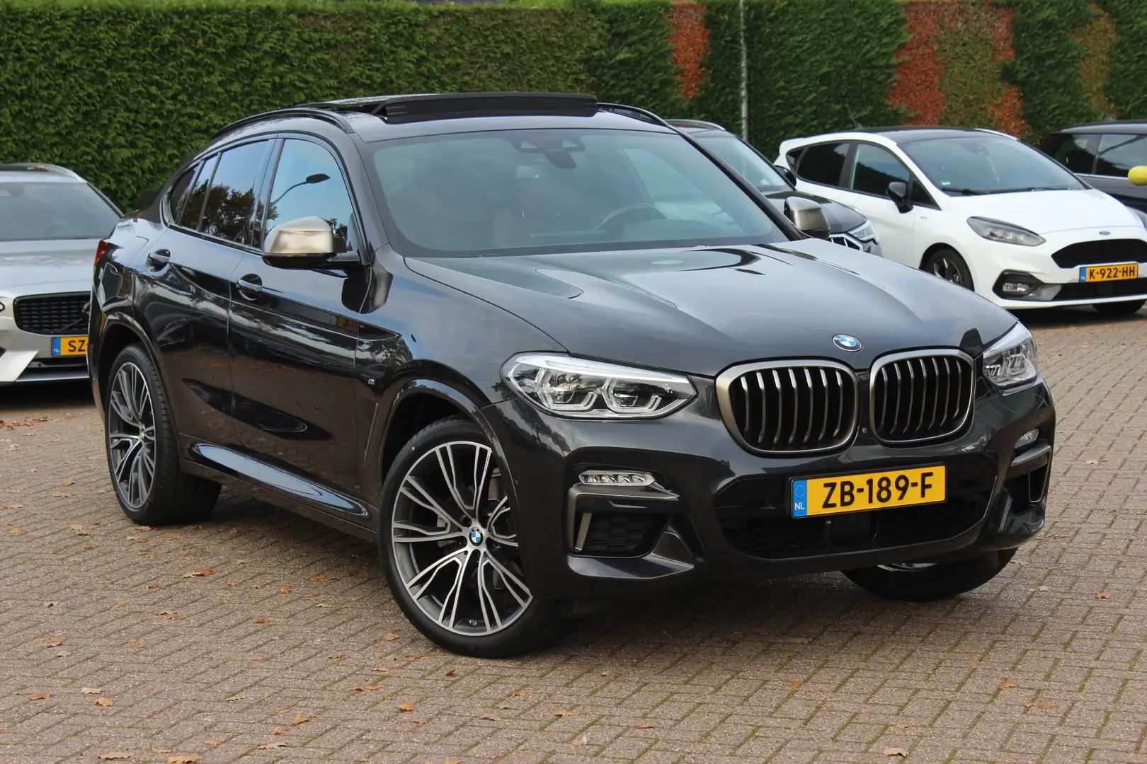 BMW X4 xDrive20i High Exe. M Sport / Full option! / Panor Grijs - 1